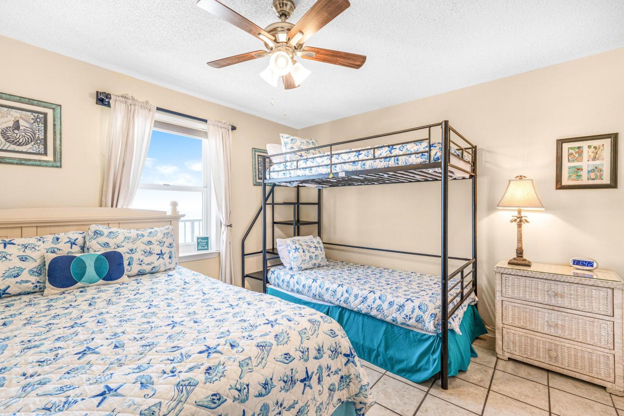 Tradewinds 1106