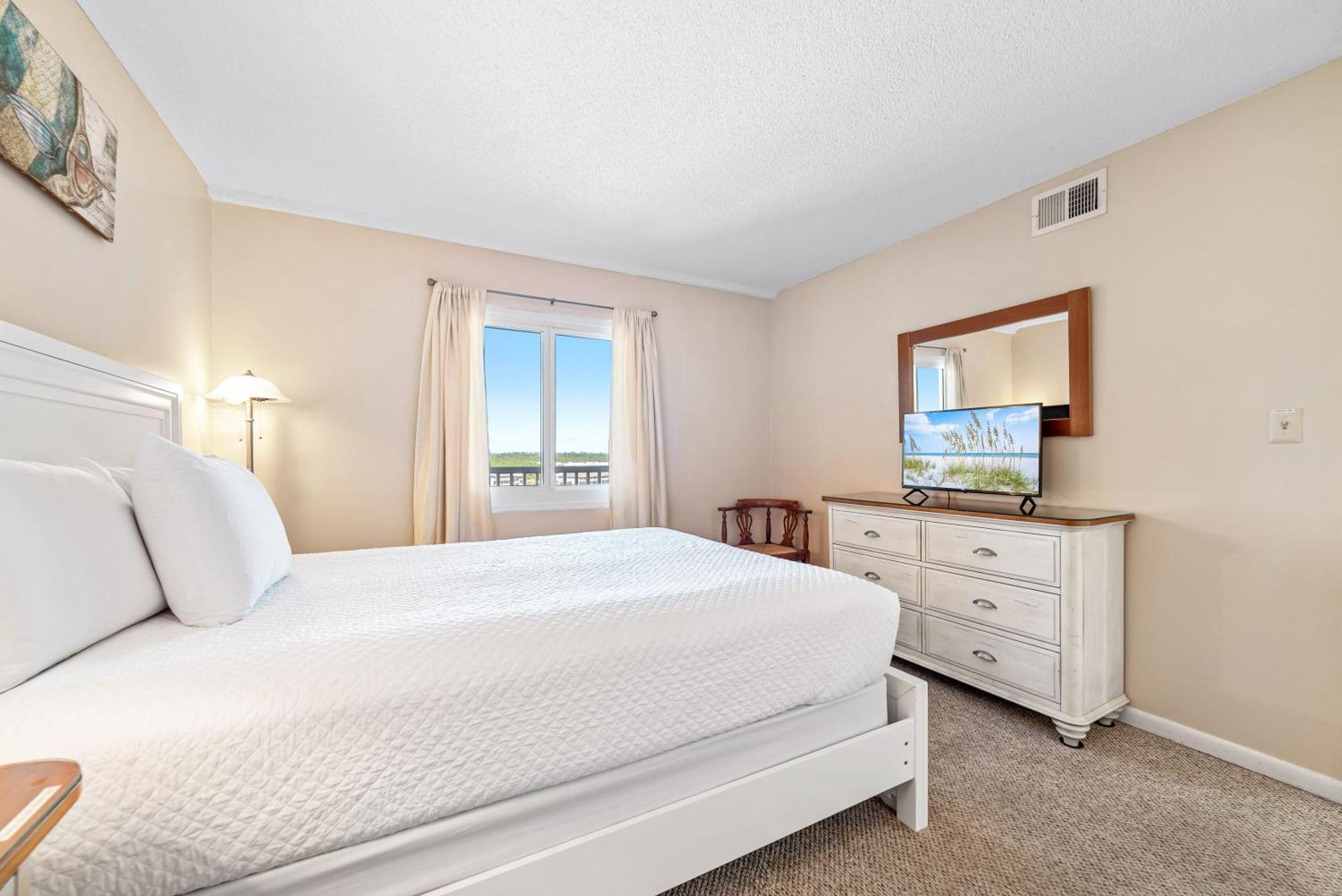 Romar Tower Unit 8c Holiday home