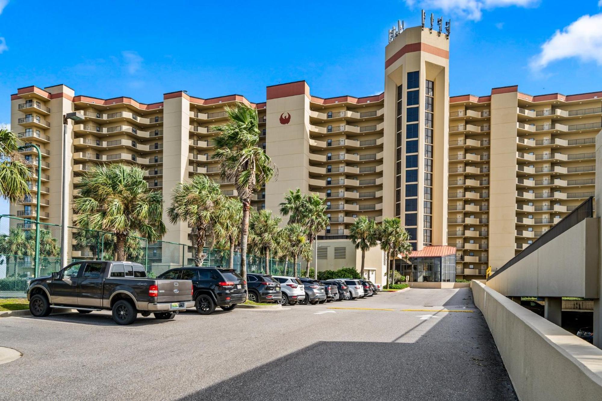 Phoenix V 707 Apartment *
