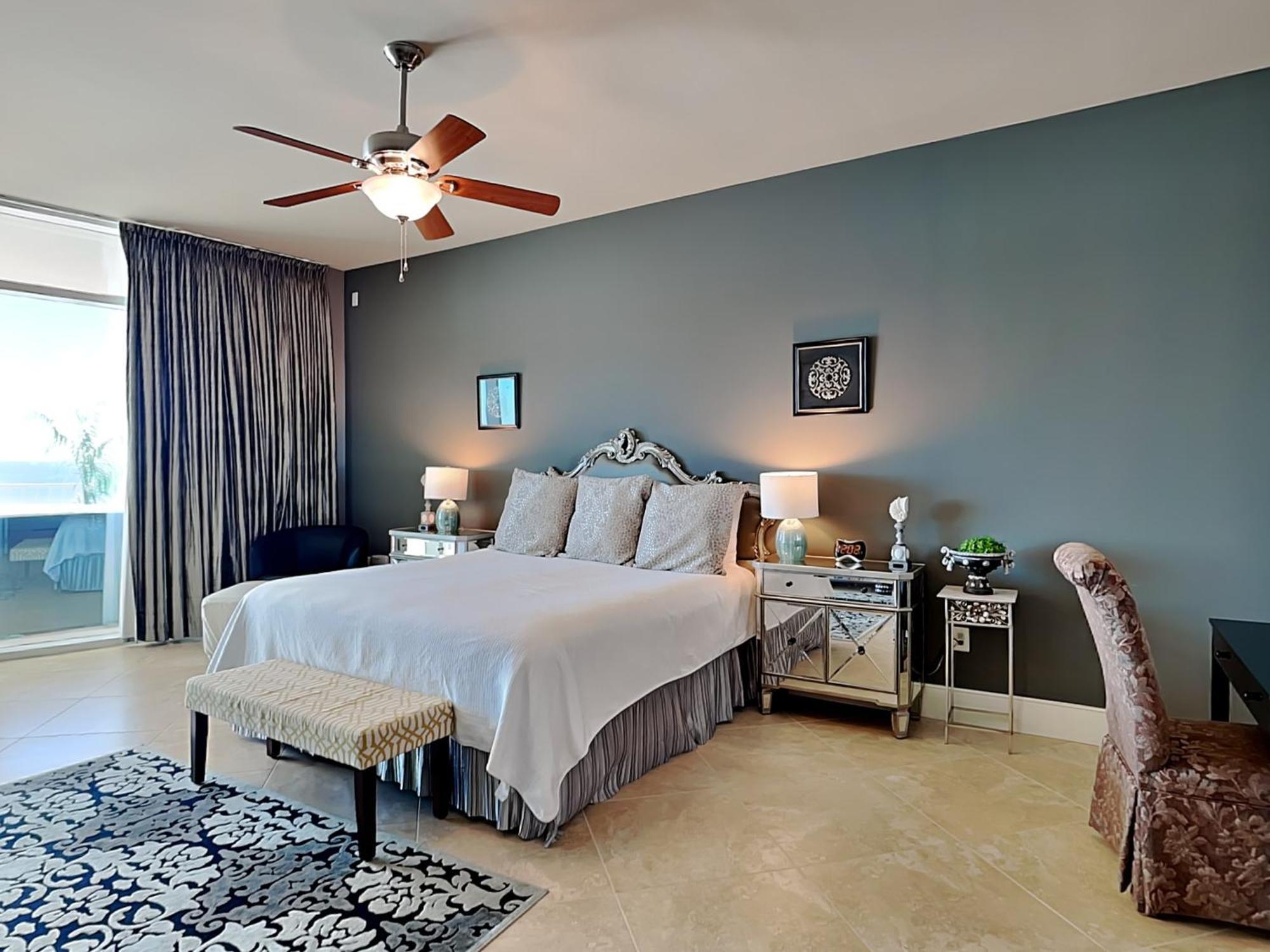 Turquoise Place 1107c *