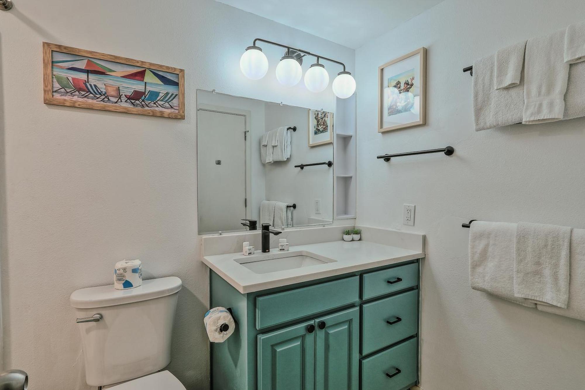 Romar Place 806 Apartment