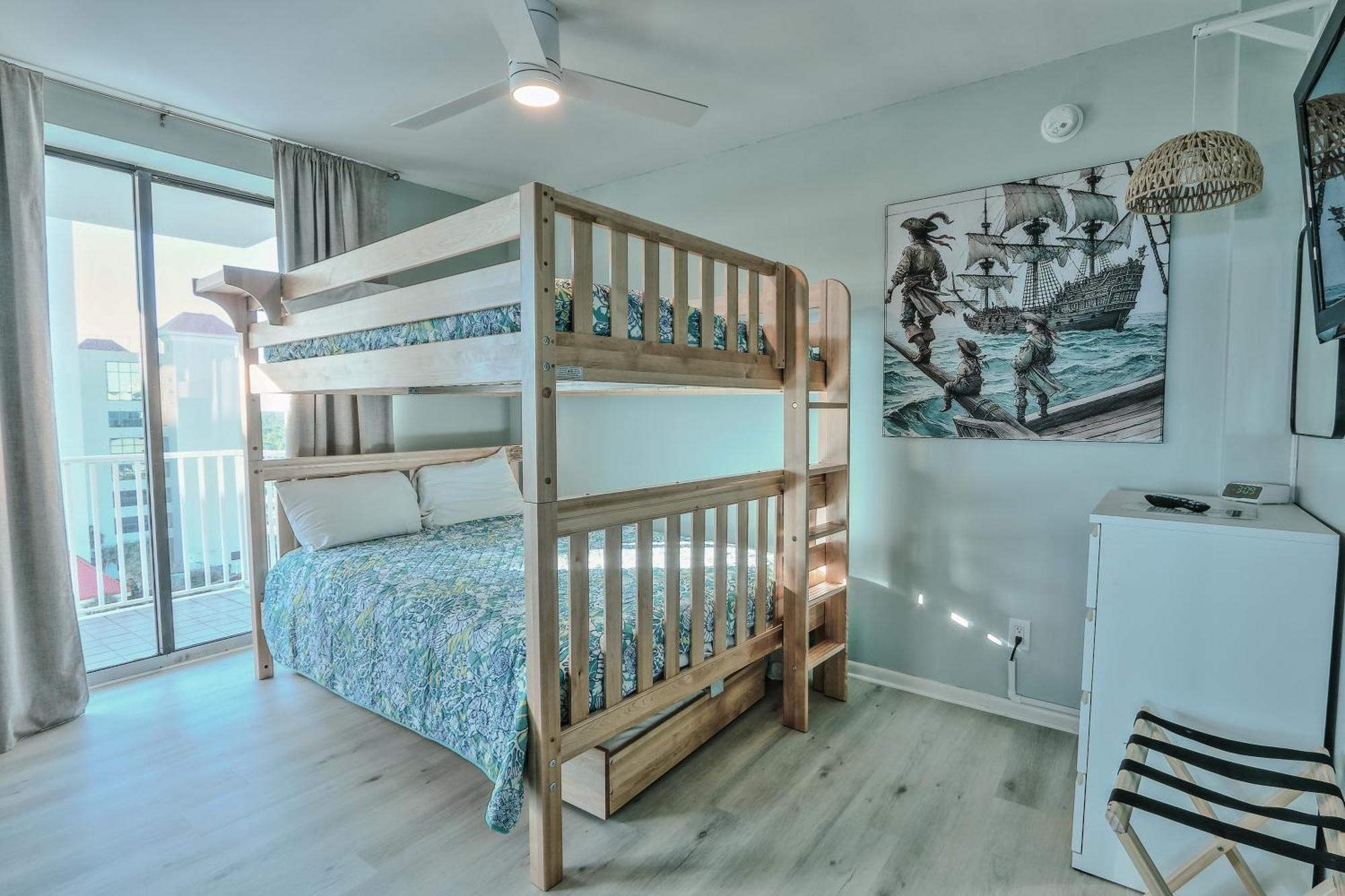 Romar Place 806 Apartment *