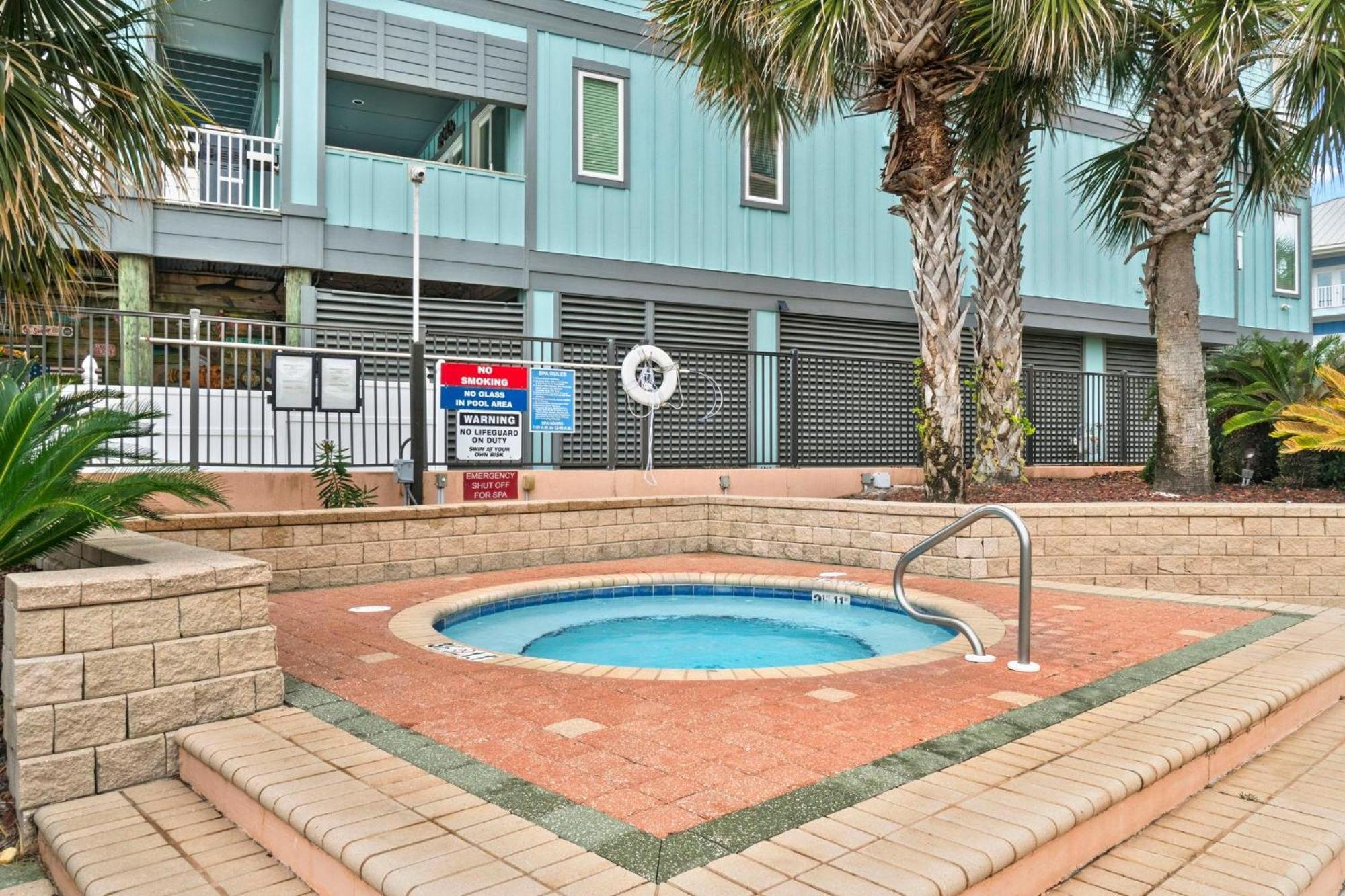 Holiday home Seachase 905c