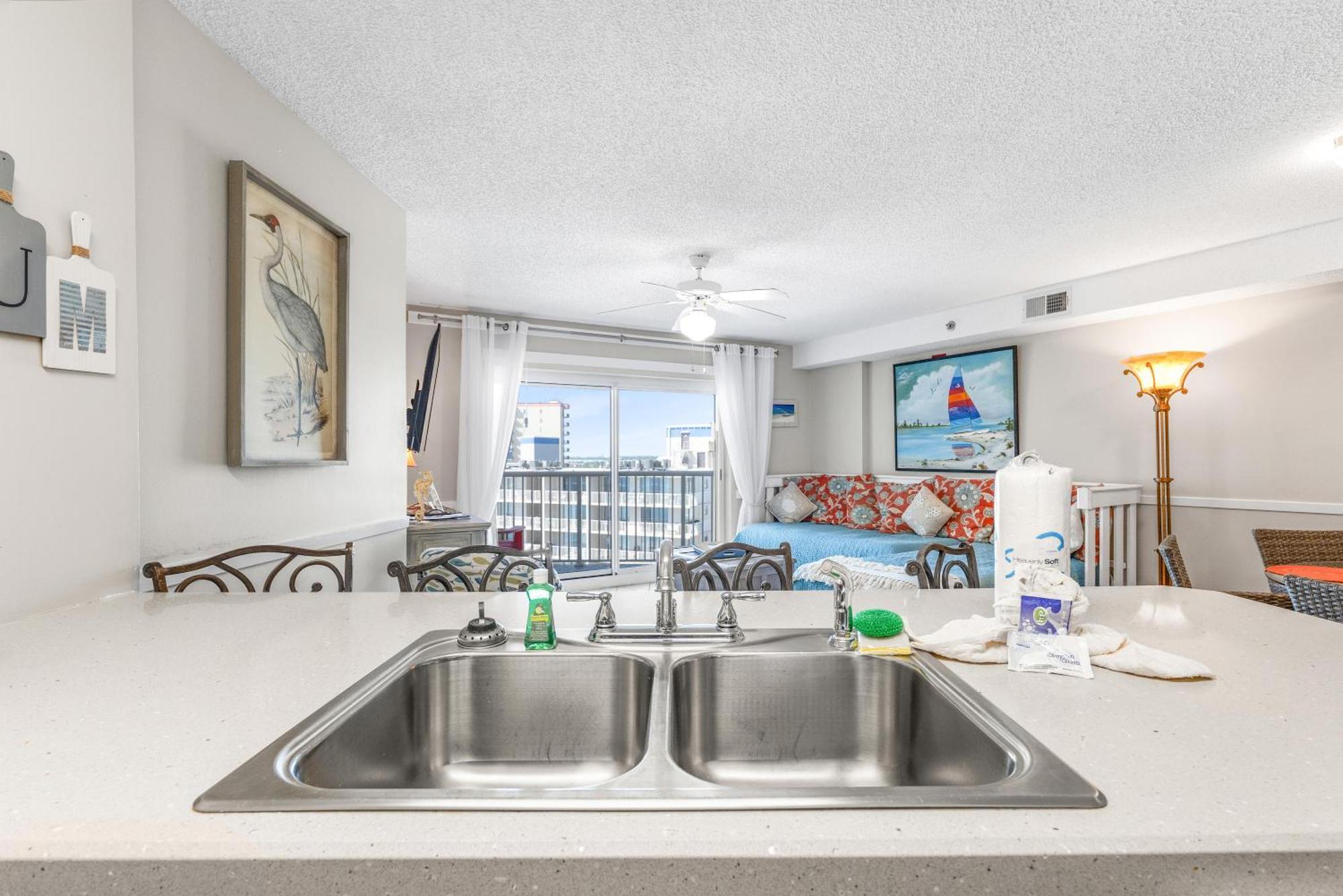 Tradewinds 906