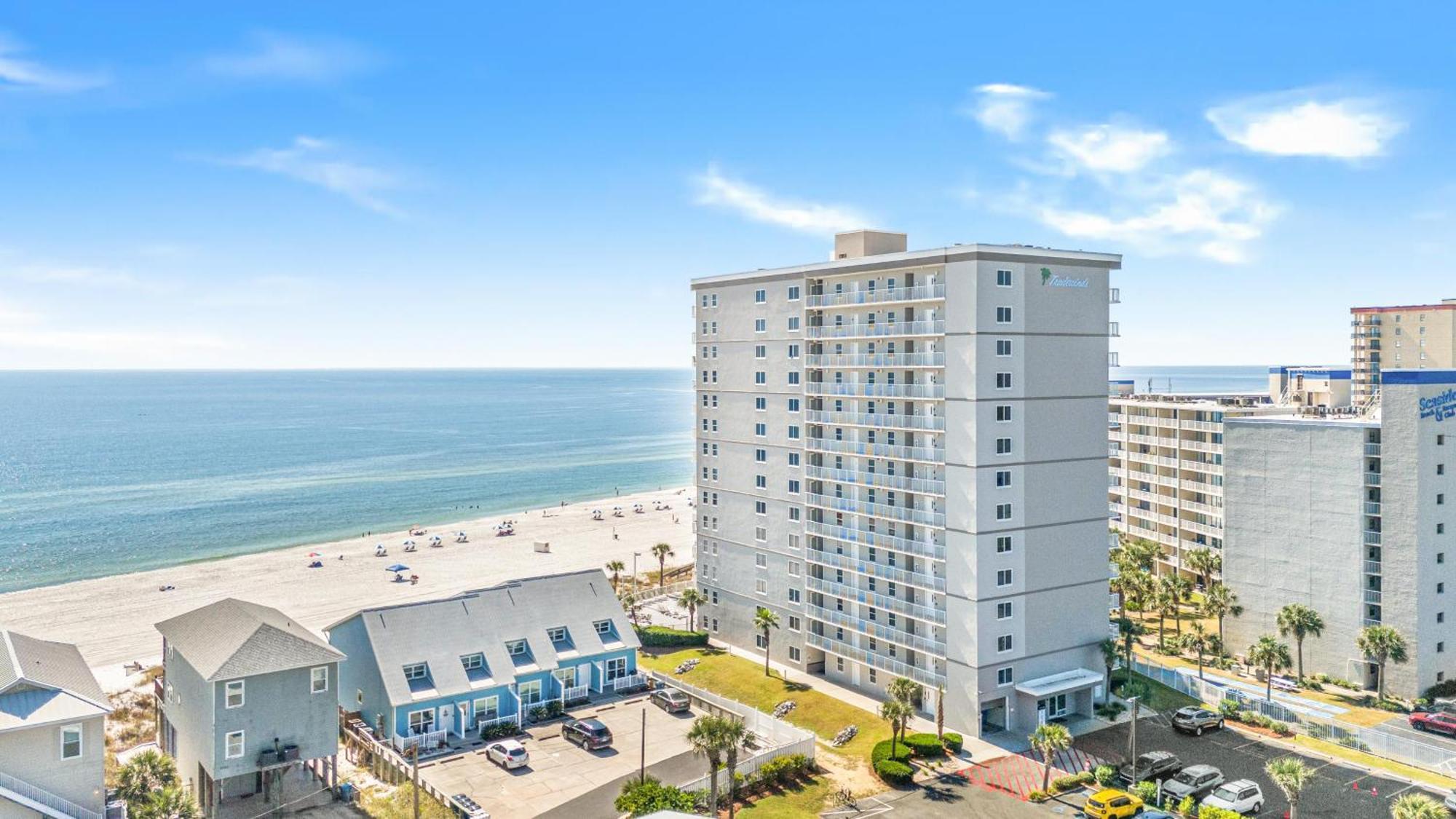 Tradewinds 906 *