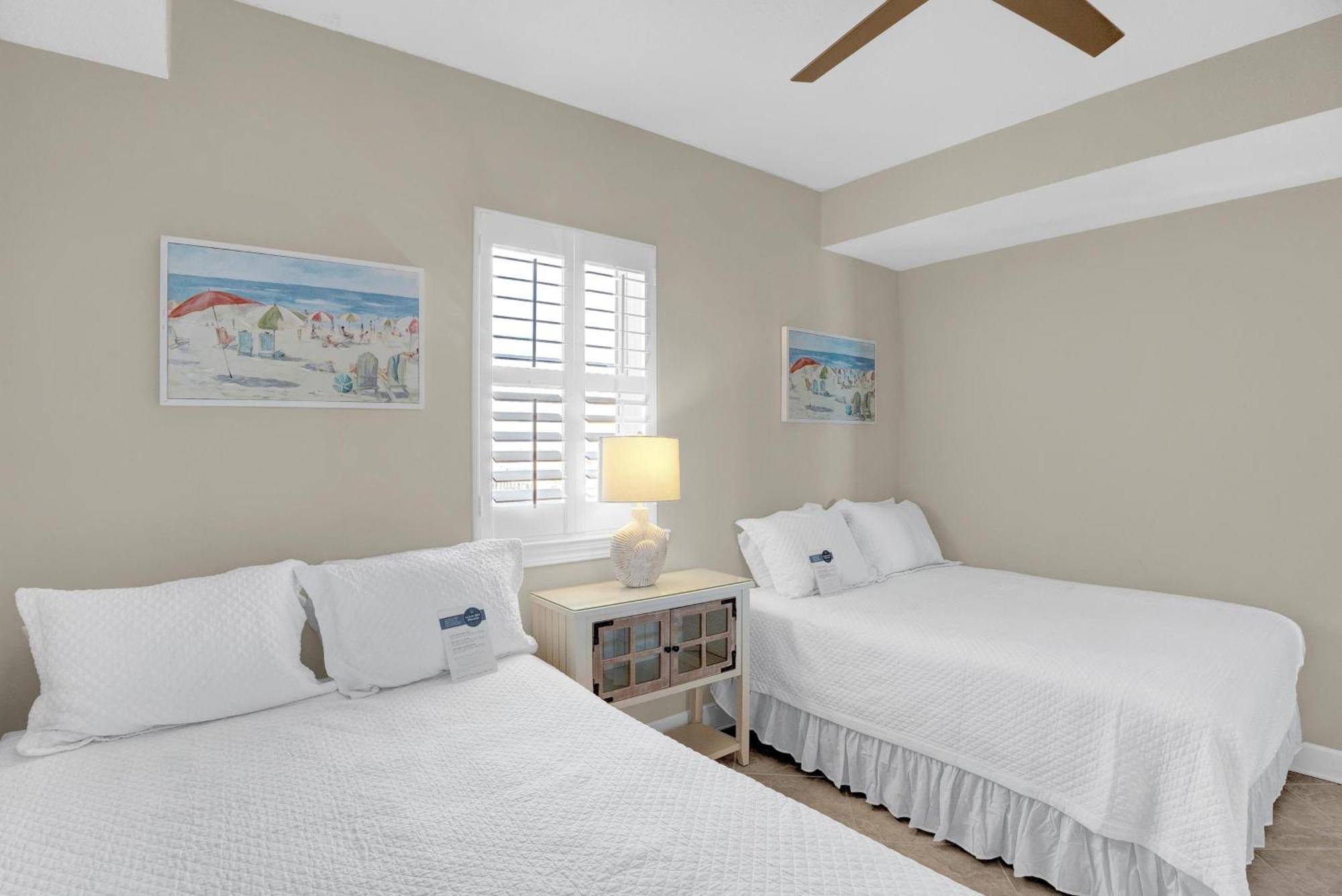 Holiday home Regency Isle 305