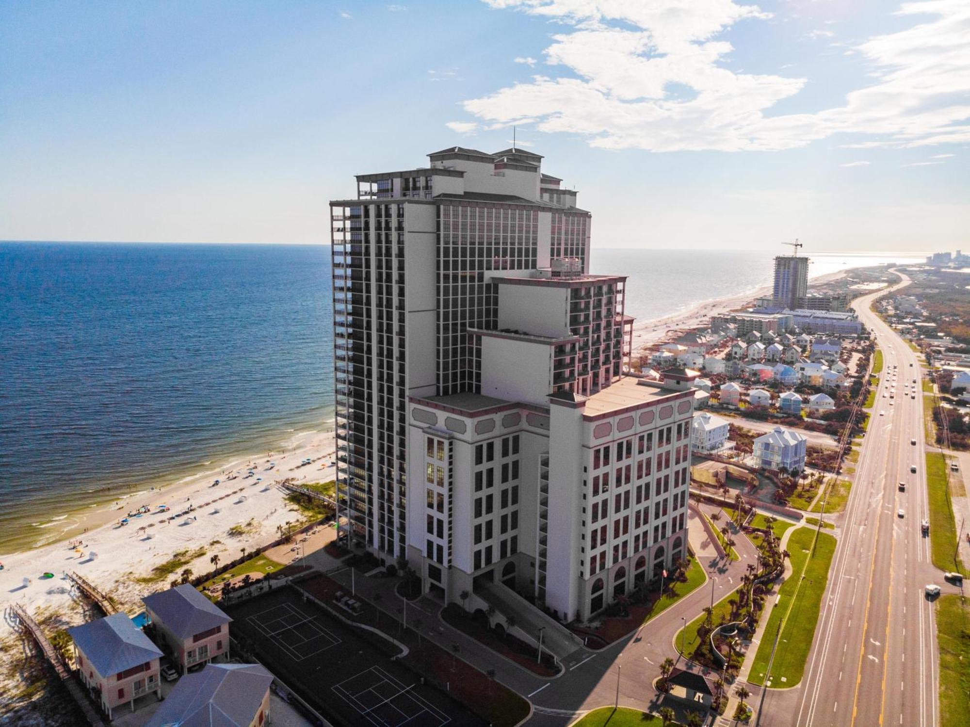The Oasis At Orange 801 By Liquid Life Apartment