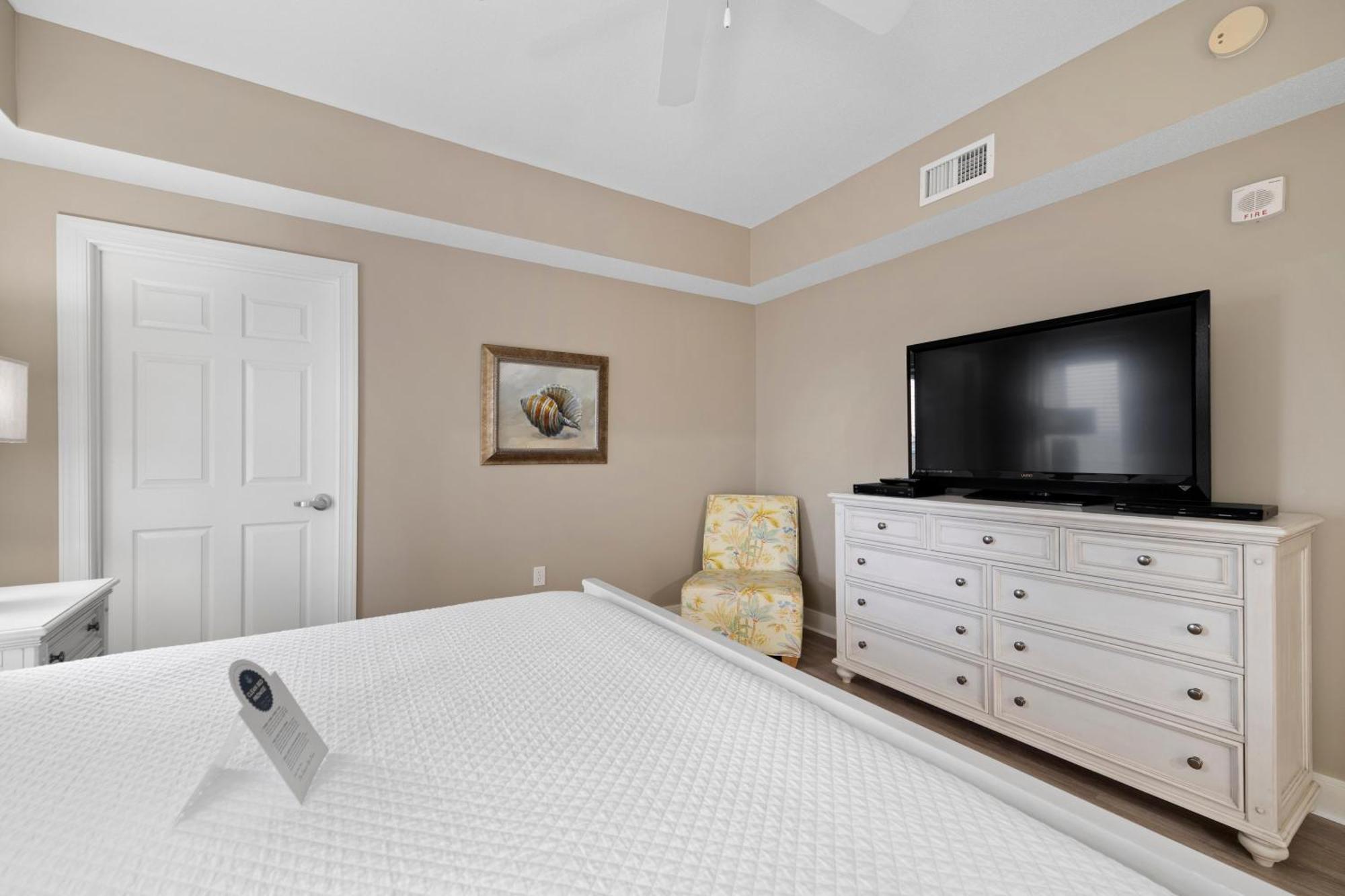 Escapes To The Shores 1005 By Liquid Life Apartment Orange Beach
