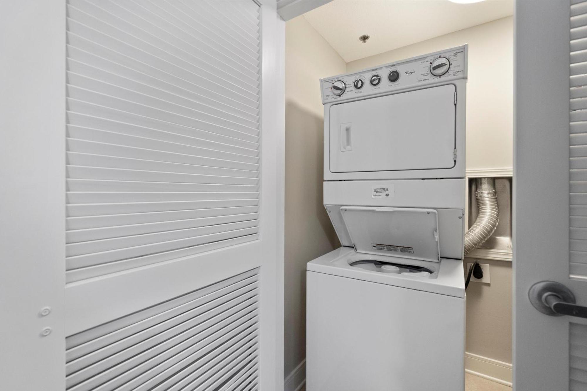 Escapes To The Shores 1303 By Liquid Life Apartment *