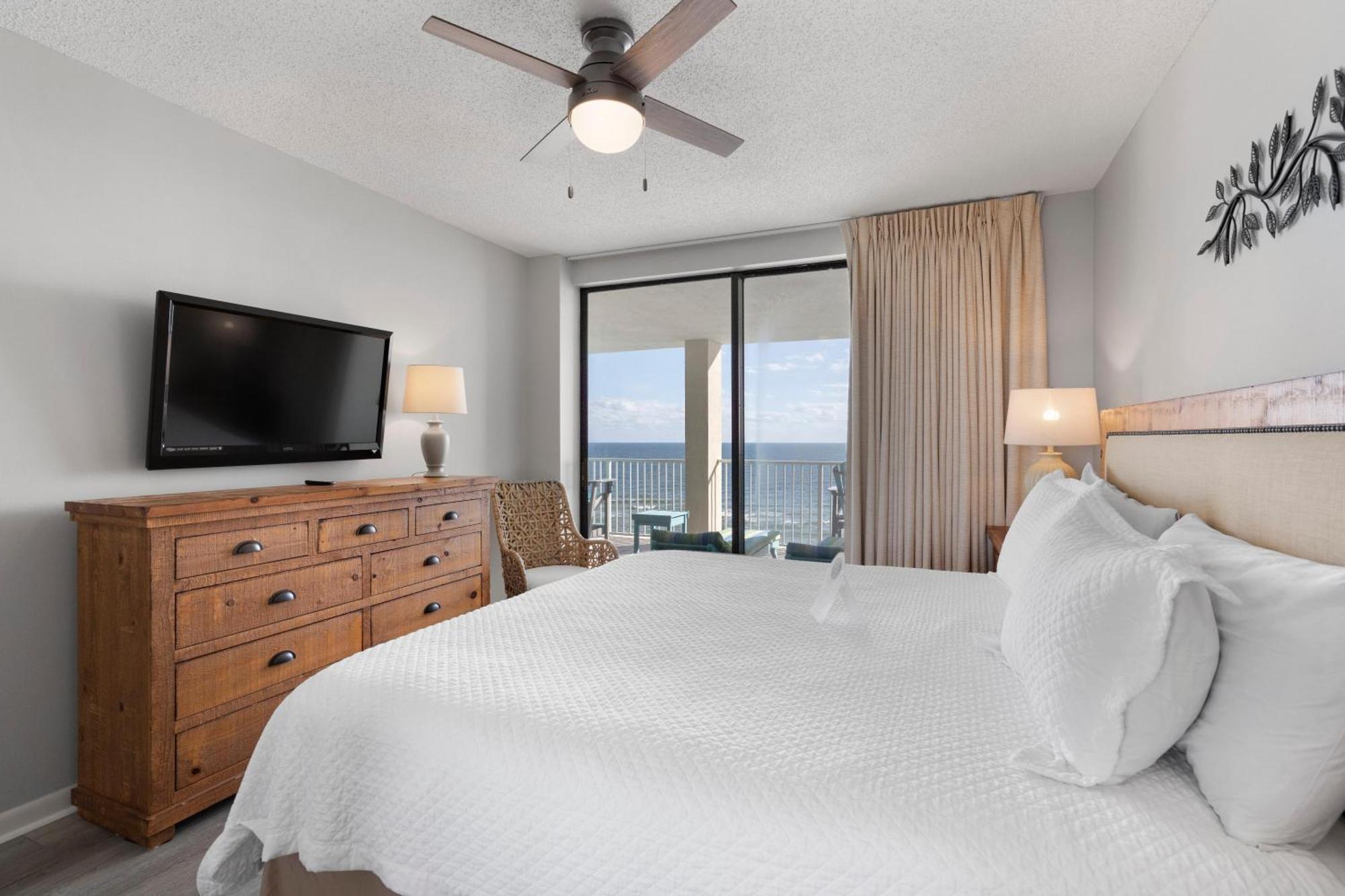 Apartment Pelican Pointe 905 By Liquid Life