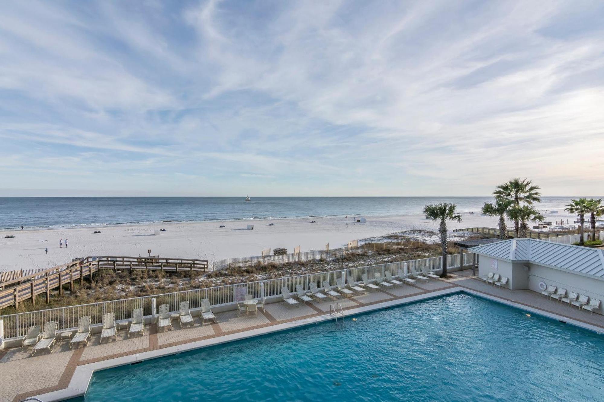 Pelican Pointe 905 By Liquid Life