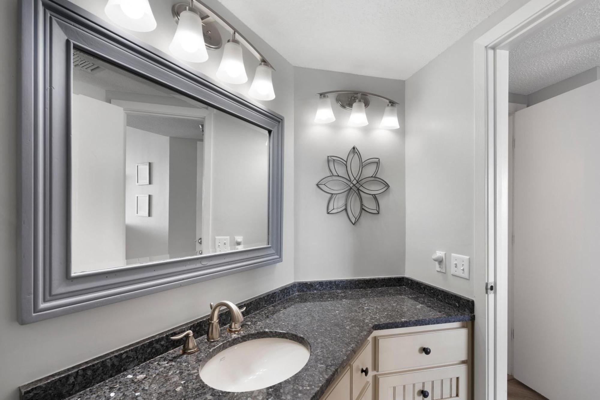 Pelican Pointe 905 By Liquid Life Apartment *