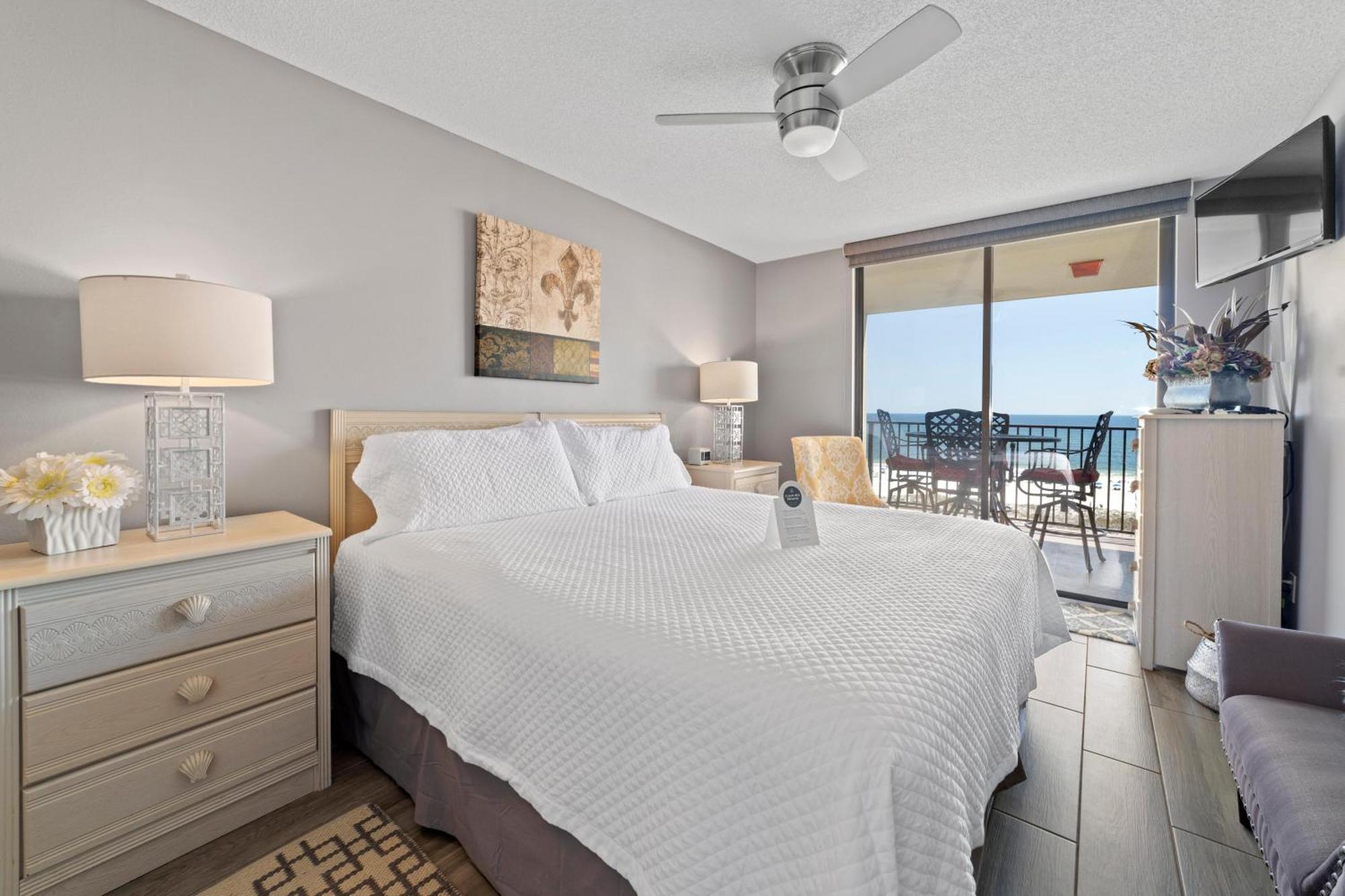 Phoenix Vii 713 By Liquid Life Apartment *