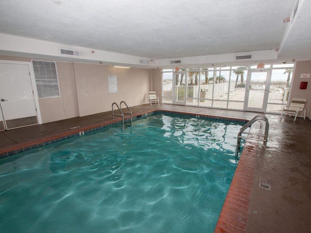 Regency Isle 911 By Liquid Life Hotel *