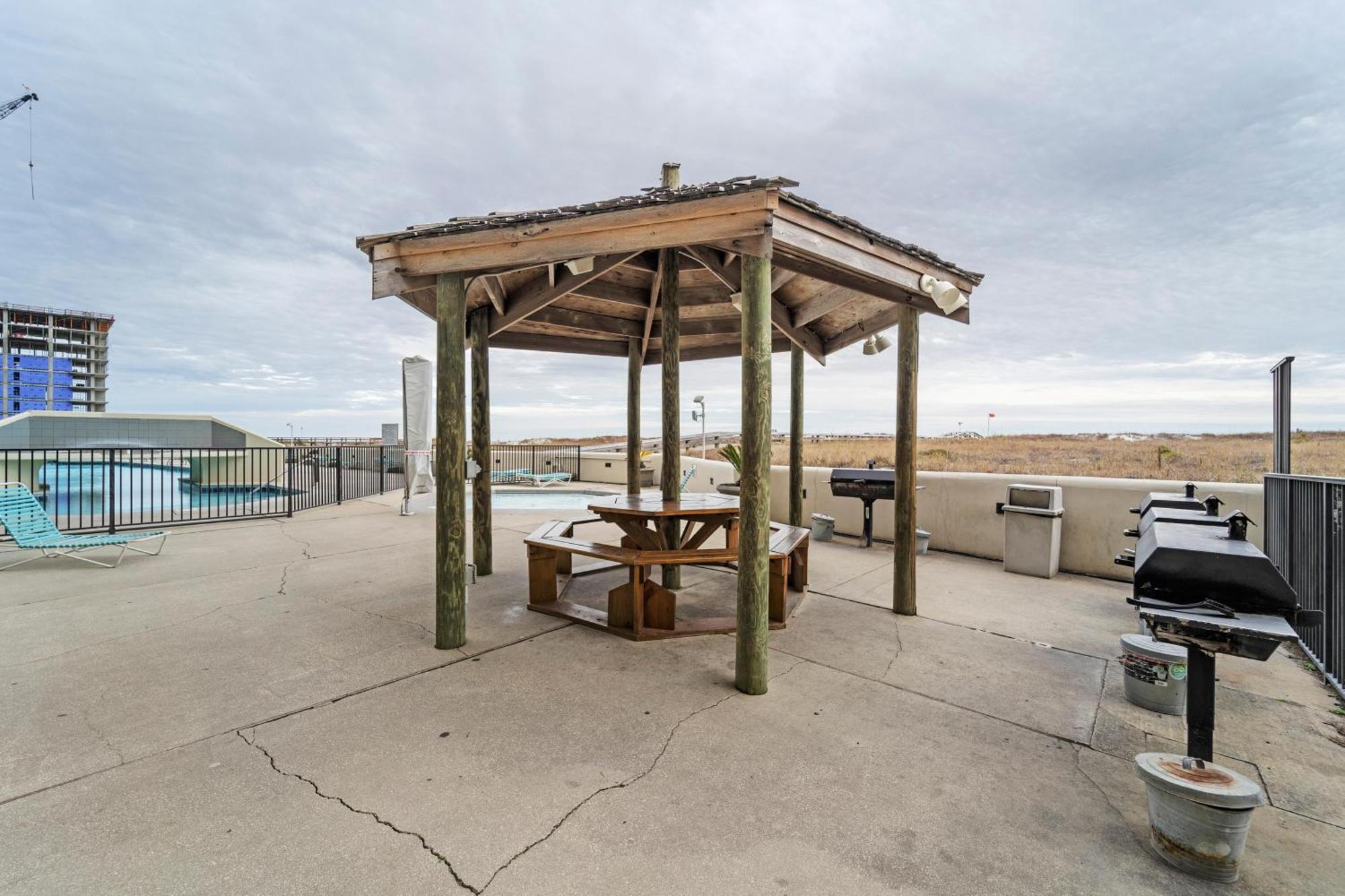 Apartment Phoenix Vii 713 By Liquid Life Orange Beach