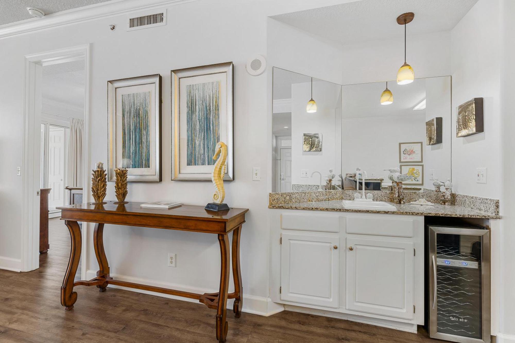 Apartment Regency Isle 507 By Liquid Life