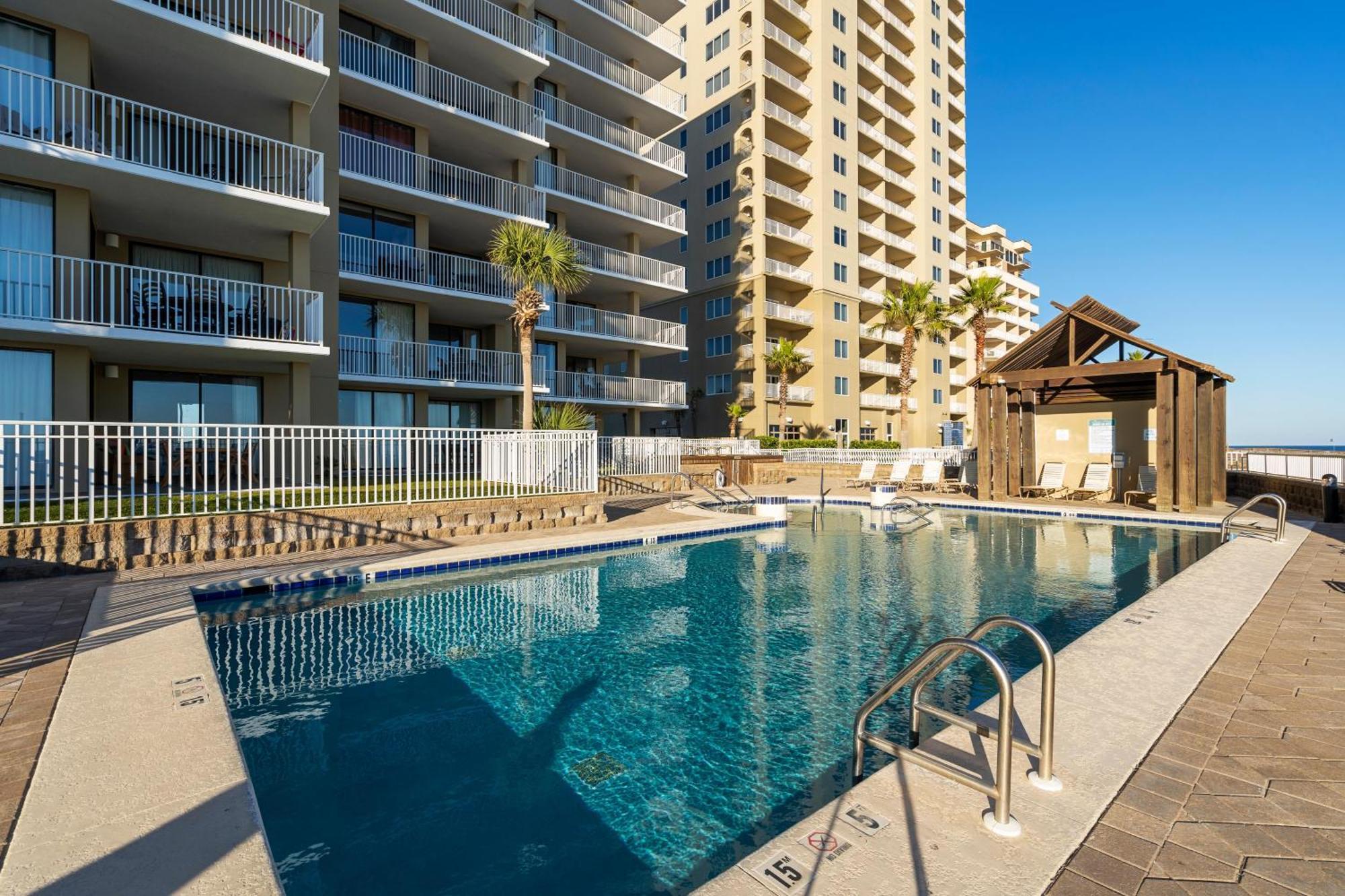 Romar Place 505 By Liquid Life