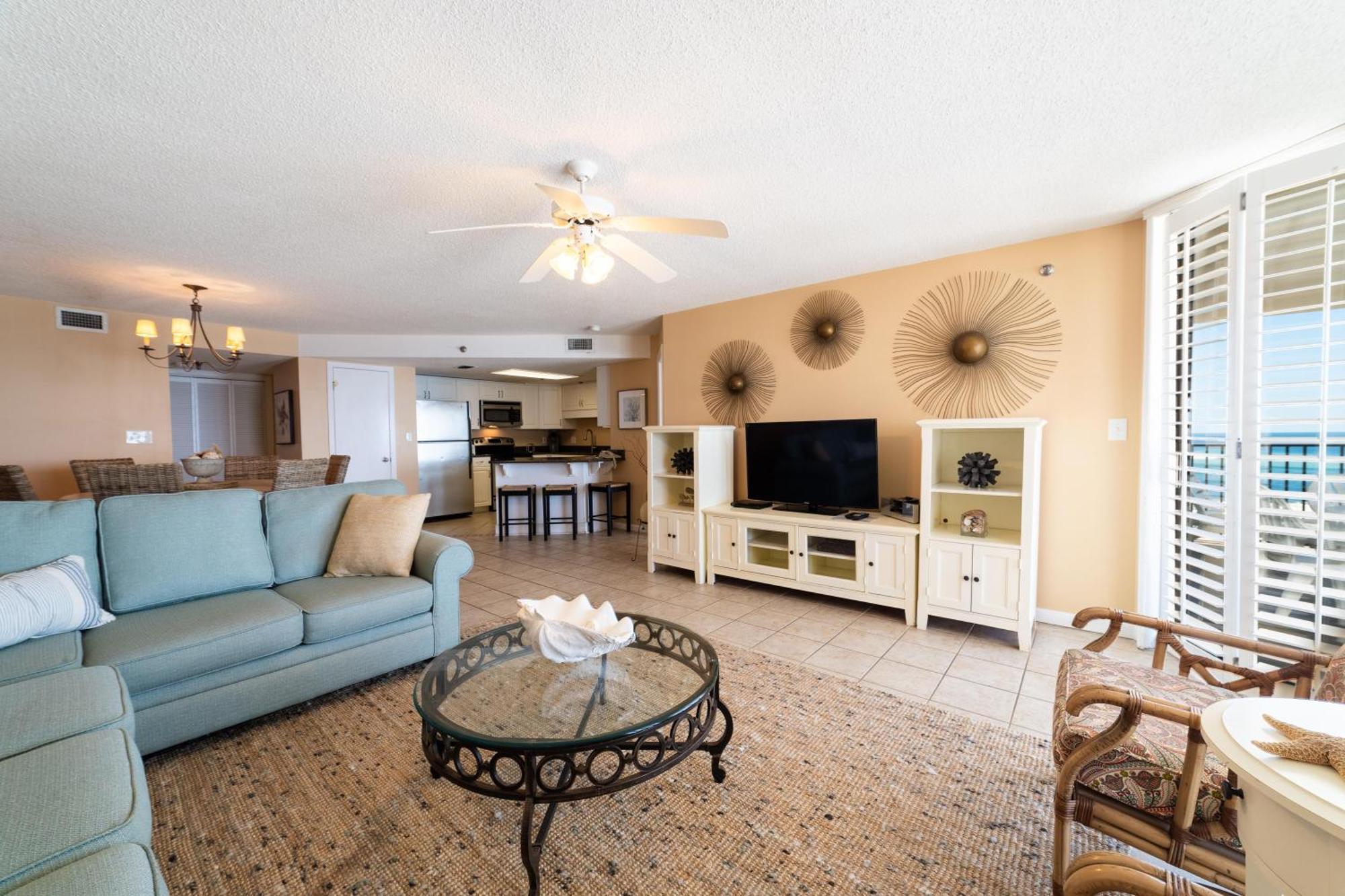 Apartment Phoenix East Ii 2103 By Liquid Life *