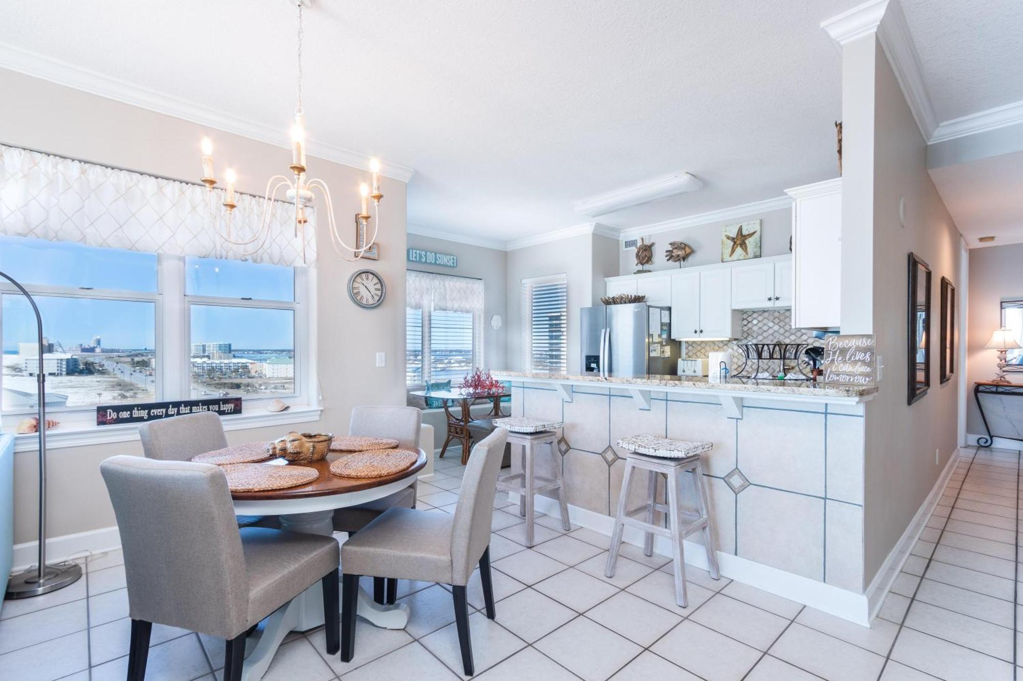 Regency Isle 812 By Liquid Life Apartment *