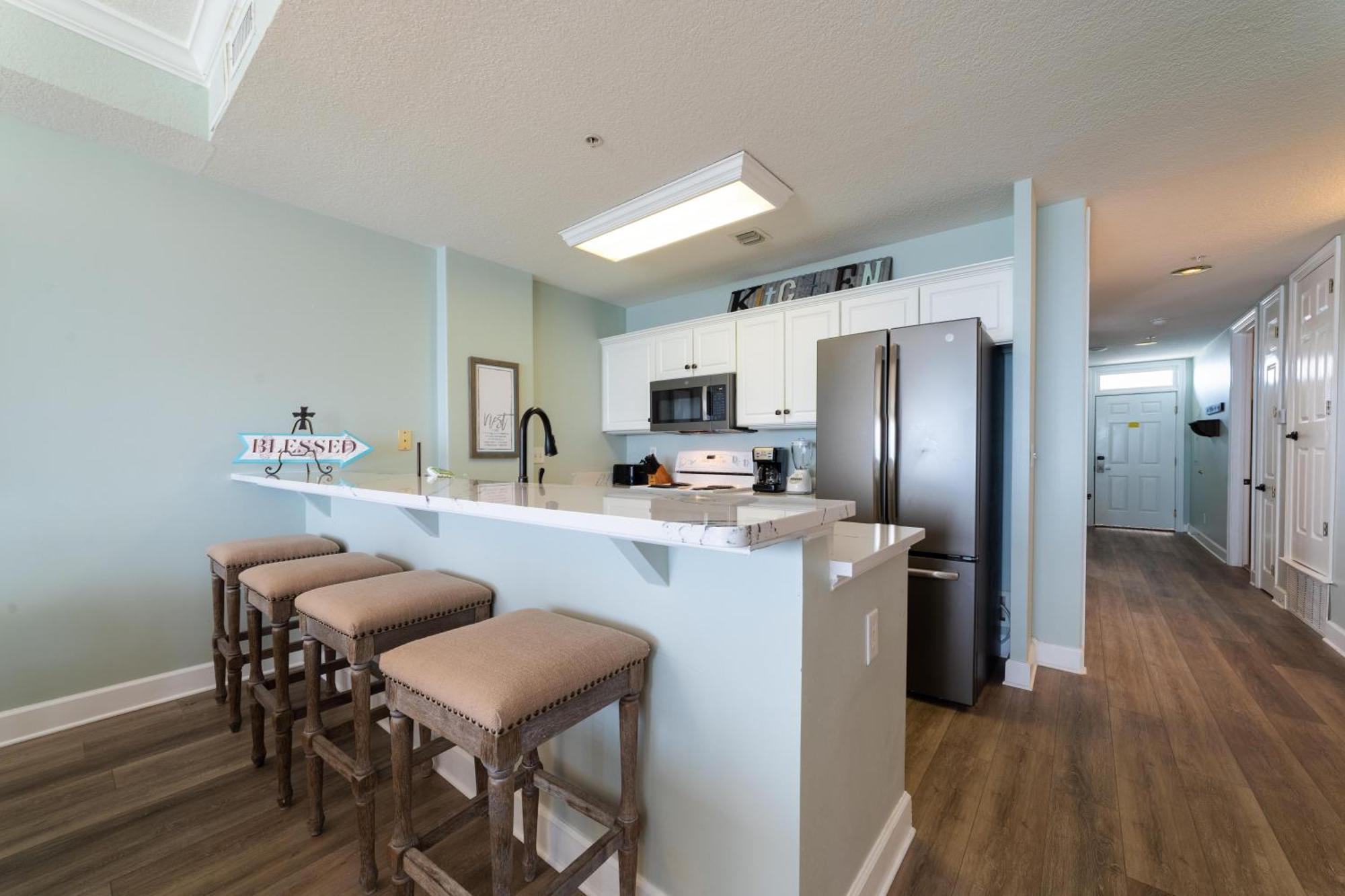 Regency Isle 1102 Penthouse By Liquid Life
