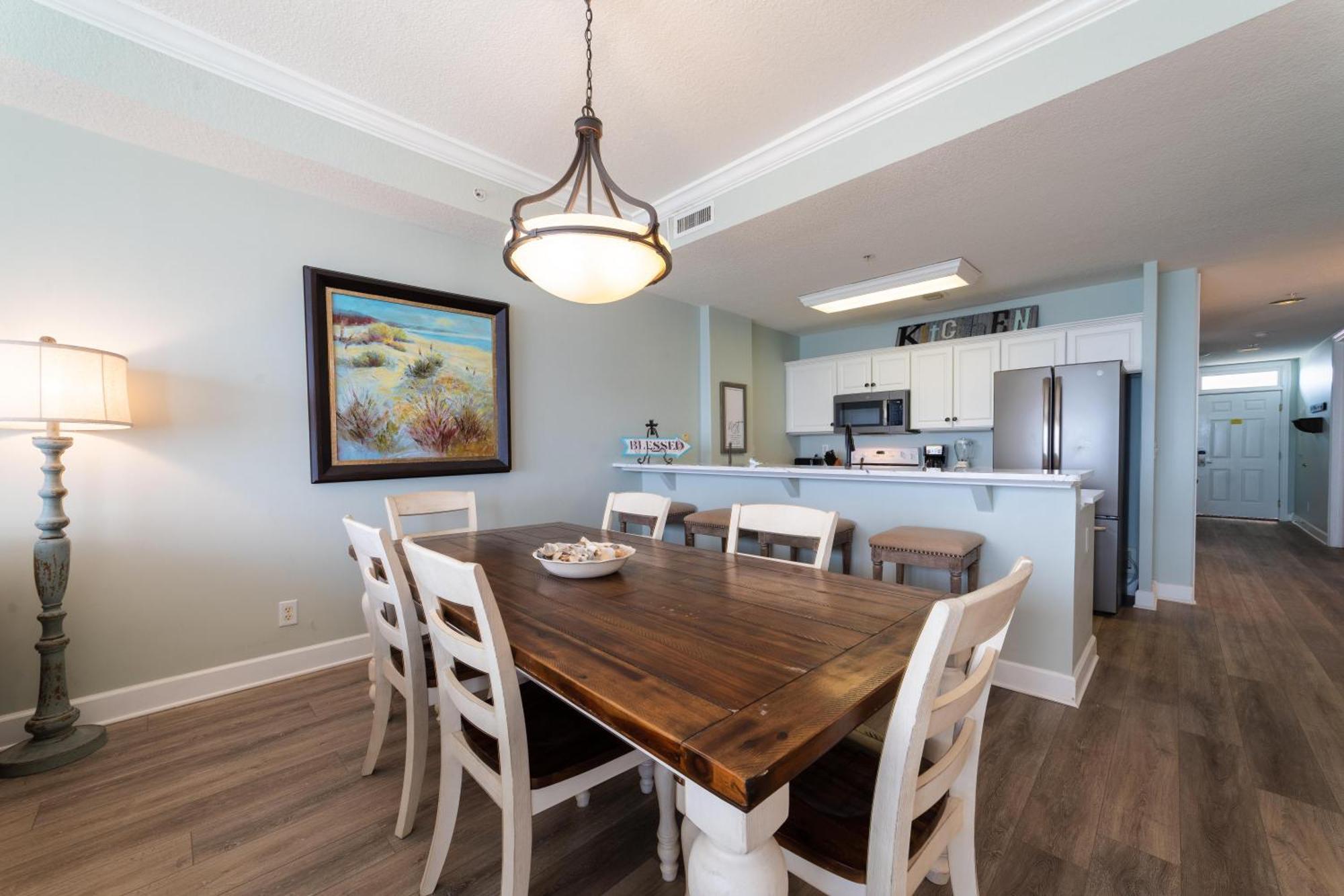 Apartment Regency Isle 1102 Penthouse By Liquid Life