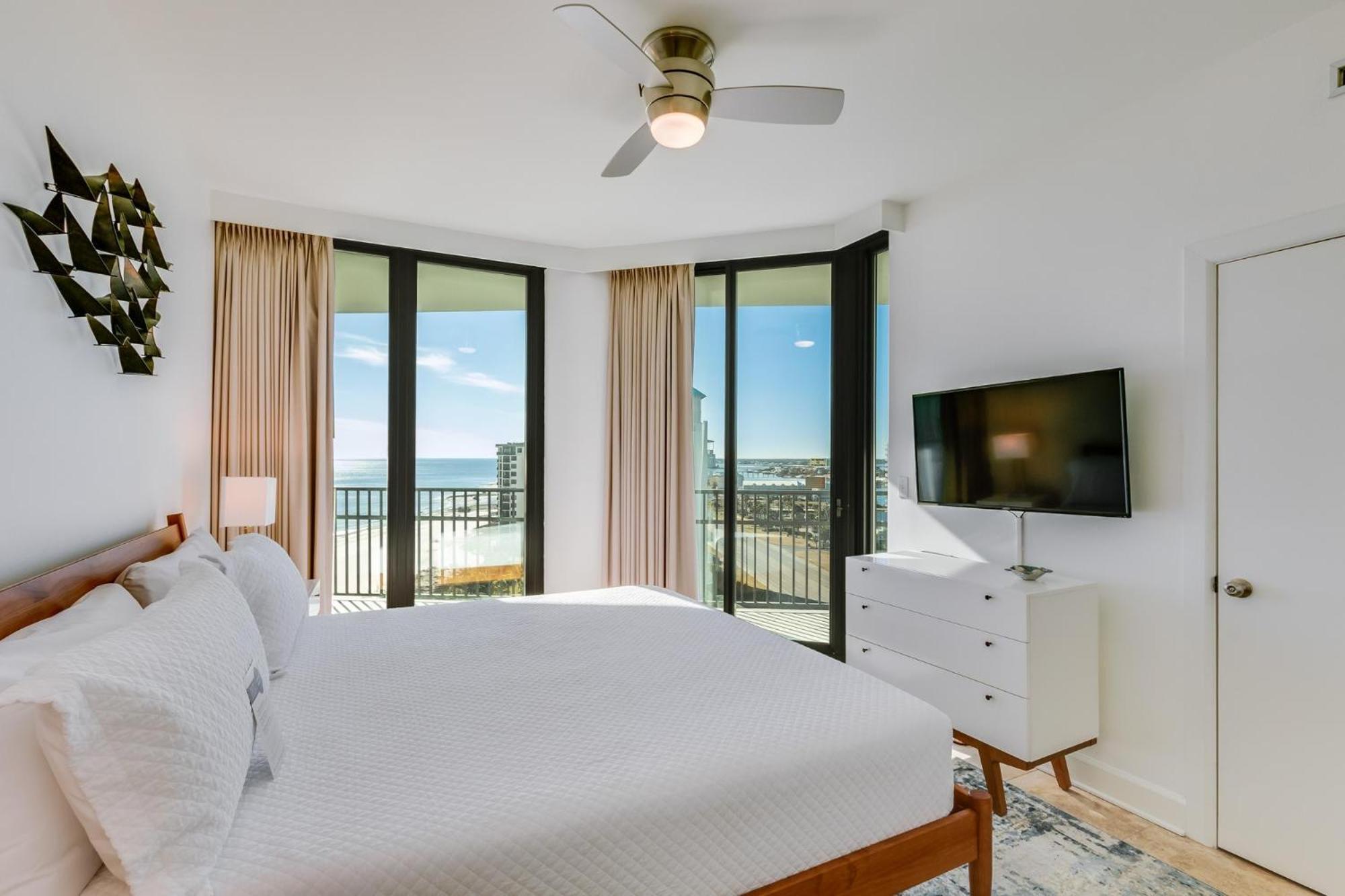 Phoenix Ix 1101 By Liquid Life Apartment