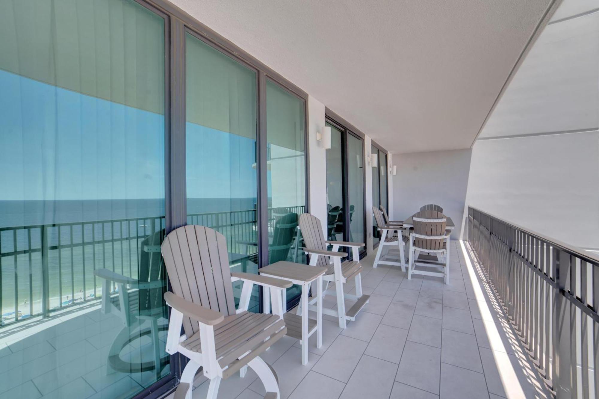Apartment Phoenix Ix 1101 By Liquid Life *