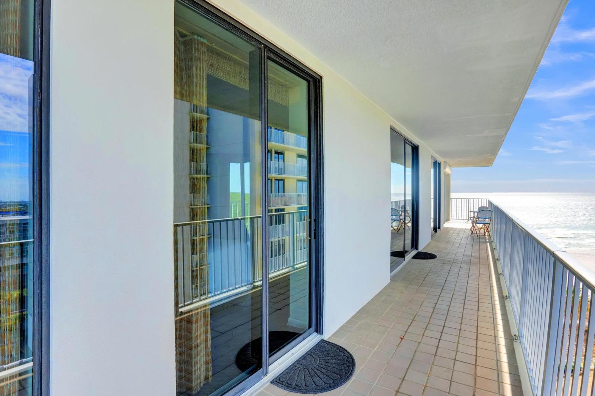 Apartment Pelican Pointe 906 By Liquid Life