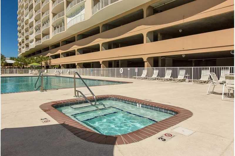 Regency Isle 601