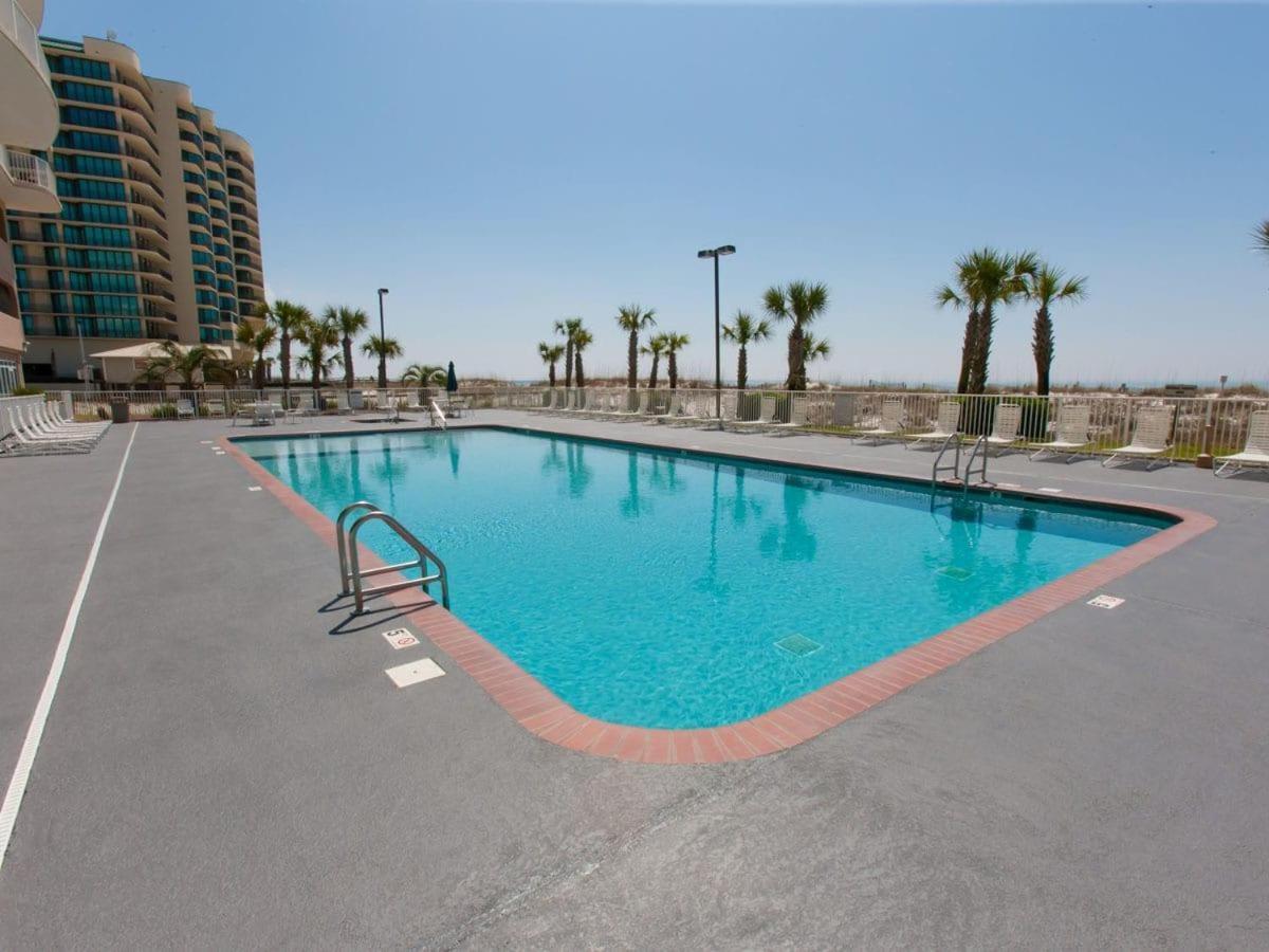 Regency Isle 305 *