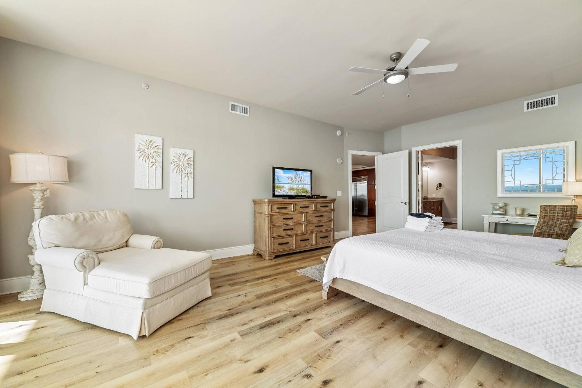 Turquoise Place C1308 Holiday home *