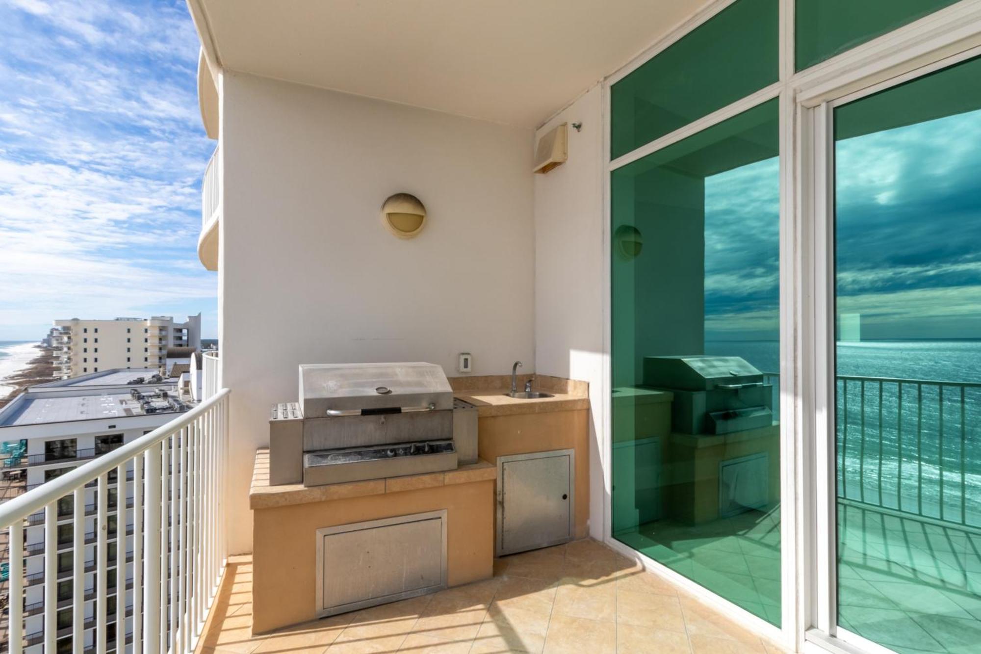 Turquoise Place 1108 D *