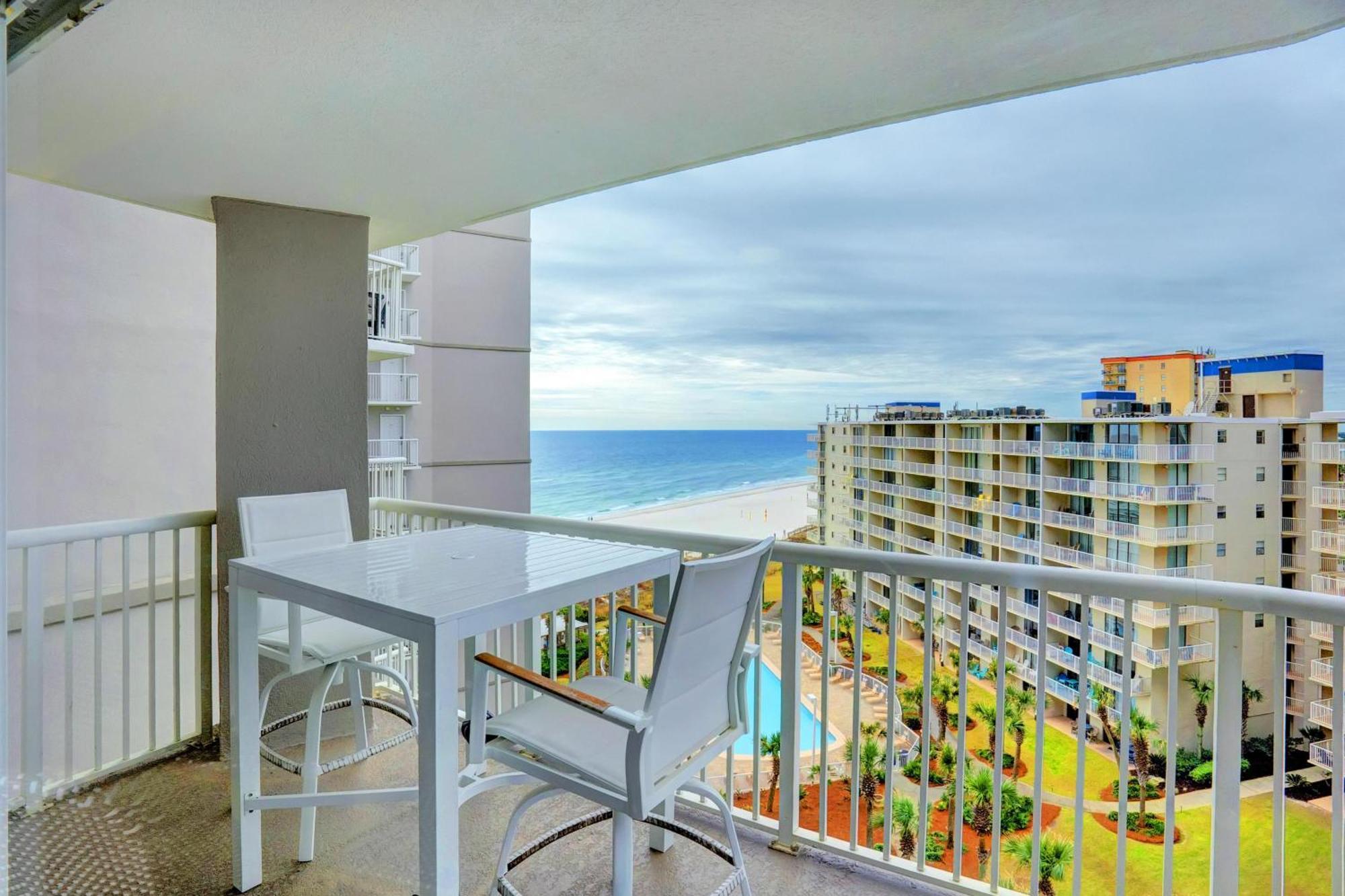 Holiday home Tradewinds 808