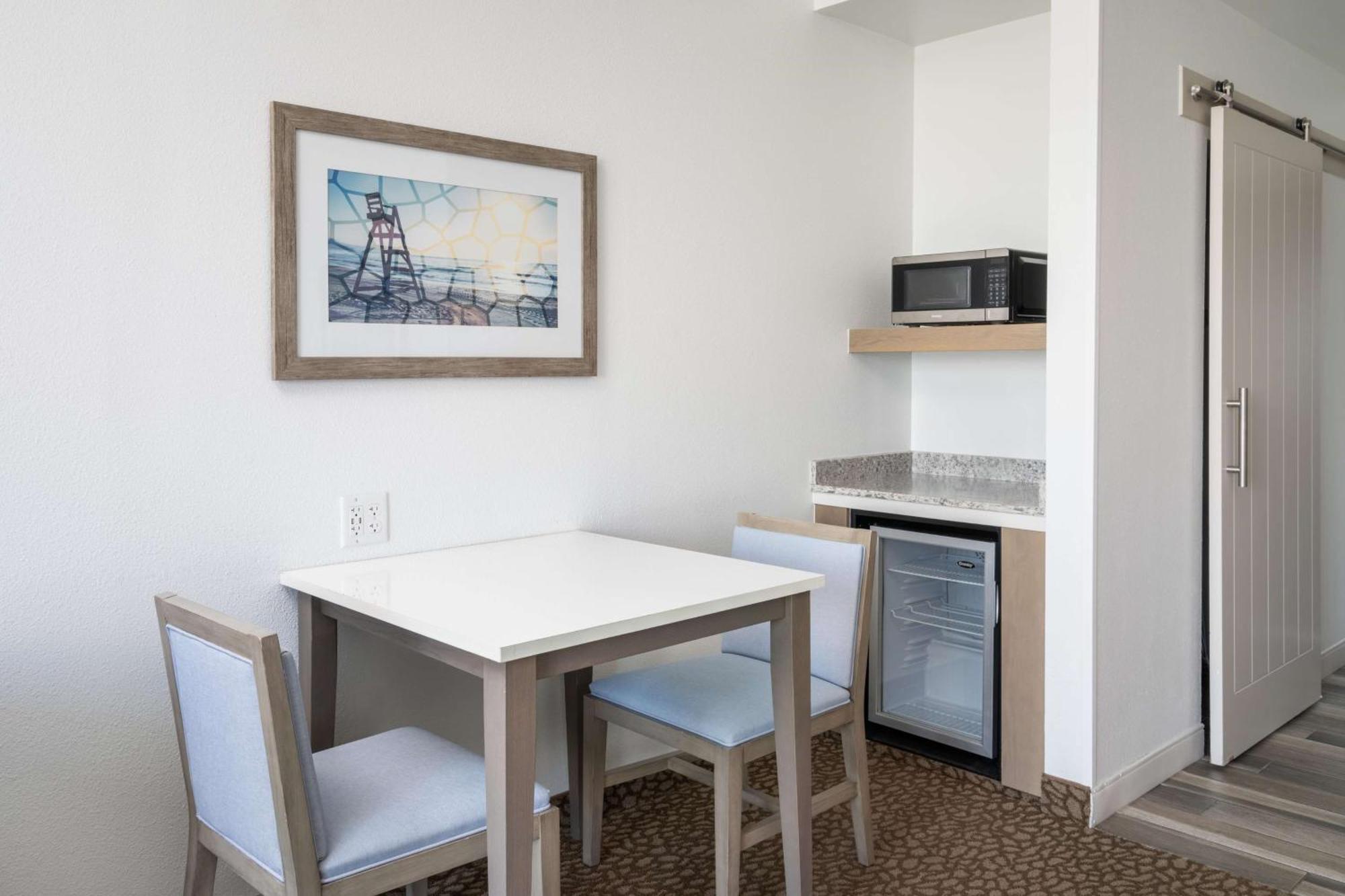 Best Western Premier The Tides Hotel