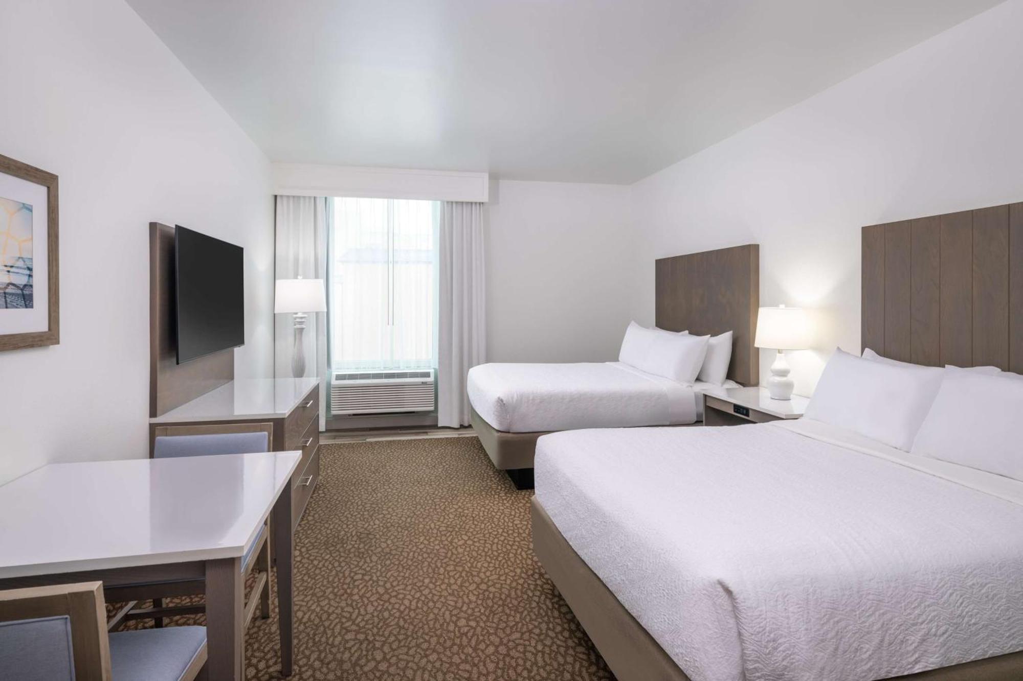 Best Western Premier The Tides 4*