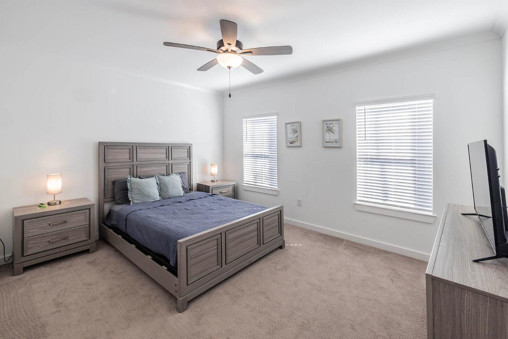 Holiday home 5 Star 4/3 Sleeps 16 With Arcade Game & Pool! Orange Beach