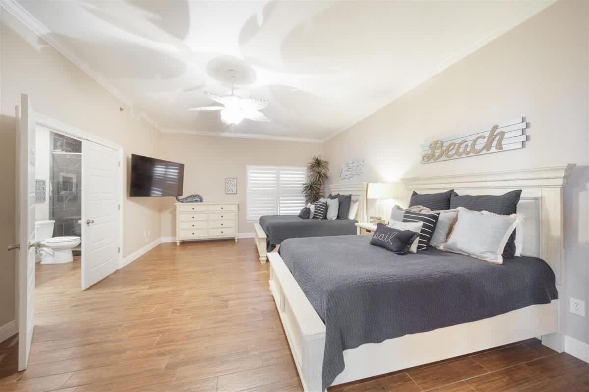 Holiday home Phoenix I 1154 By Current Tides Vacation *