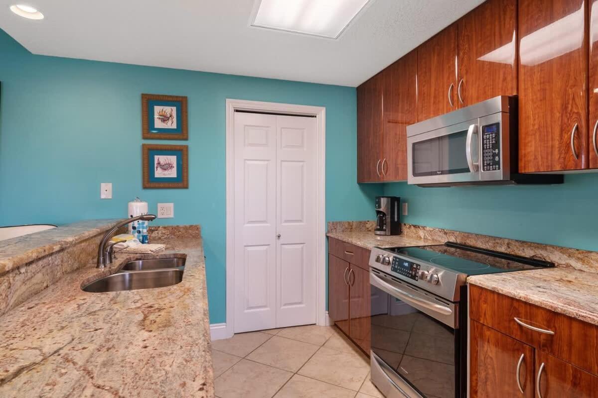 Holiday home Four Seasons 901w By Current Tides Vacation