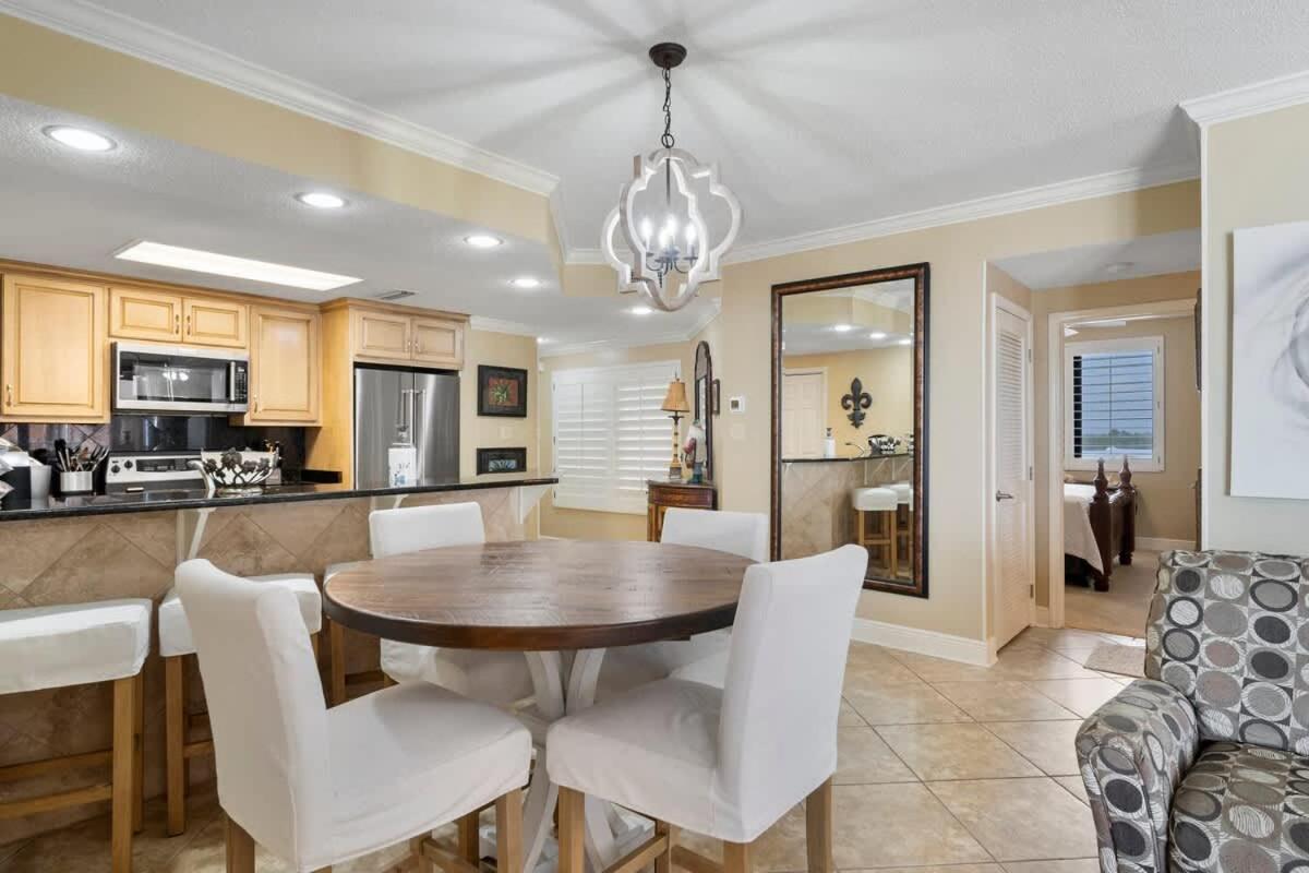 Four Seasons 501e By Current Tides Vacation Holiday home