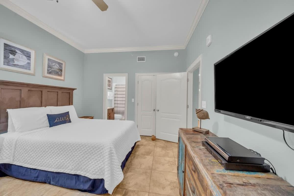 The Oasis At Orange 605 By Current Tides Vacation Holiday home *