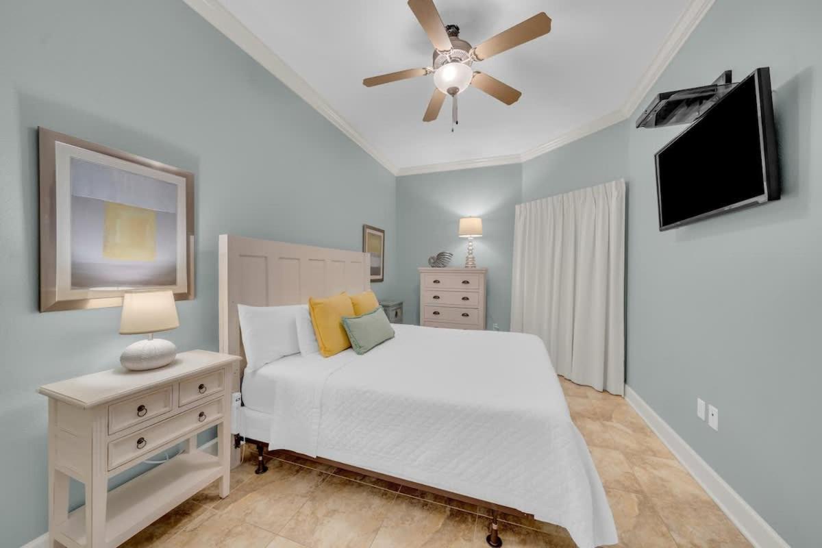 The Oasis At Orange 605 By Current Tides Vacation Holiday home *
