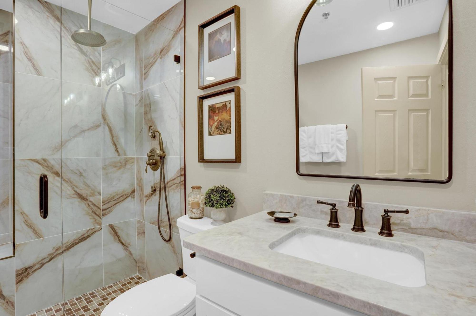 Seachase 1405w By Liquid Life Apartment