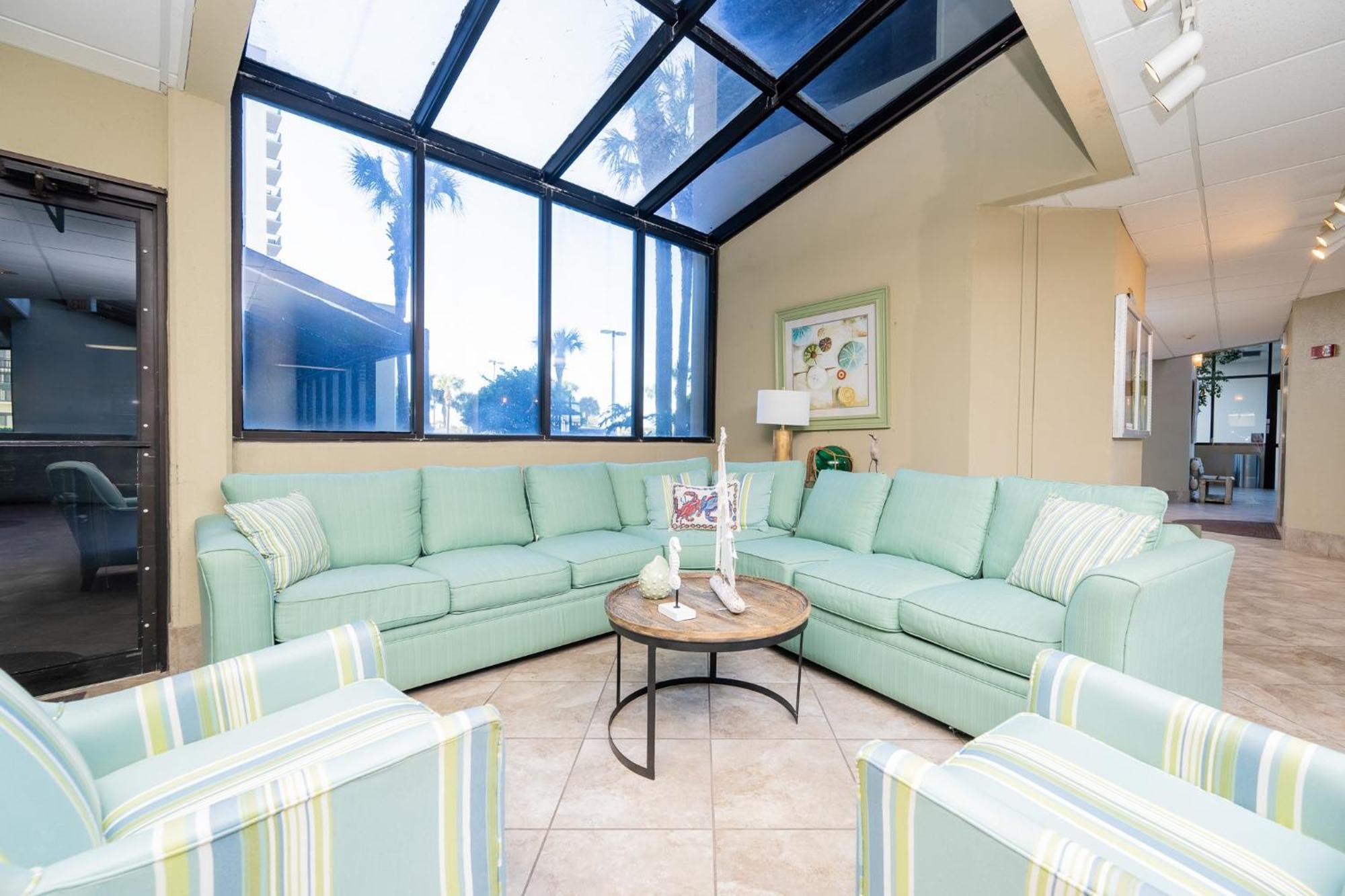 Phoenix Vii 7015 Apartment *