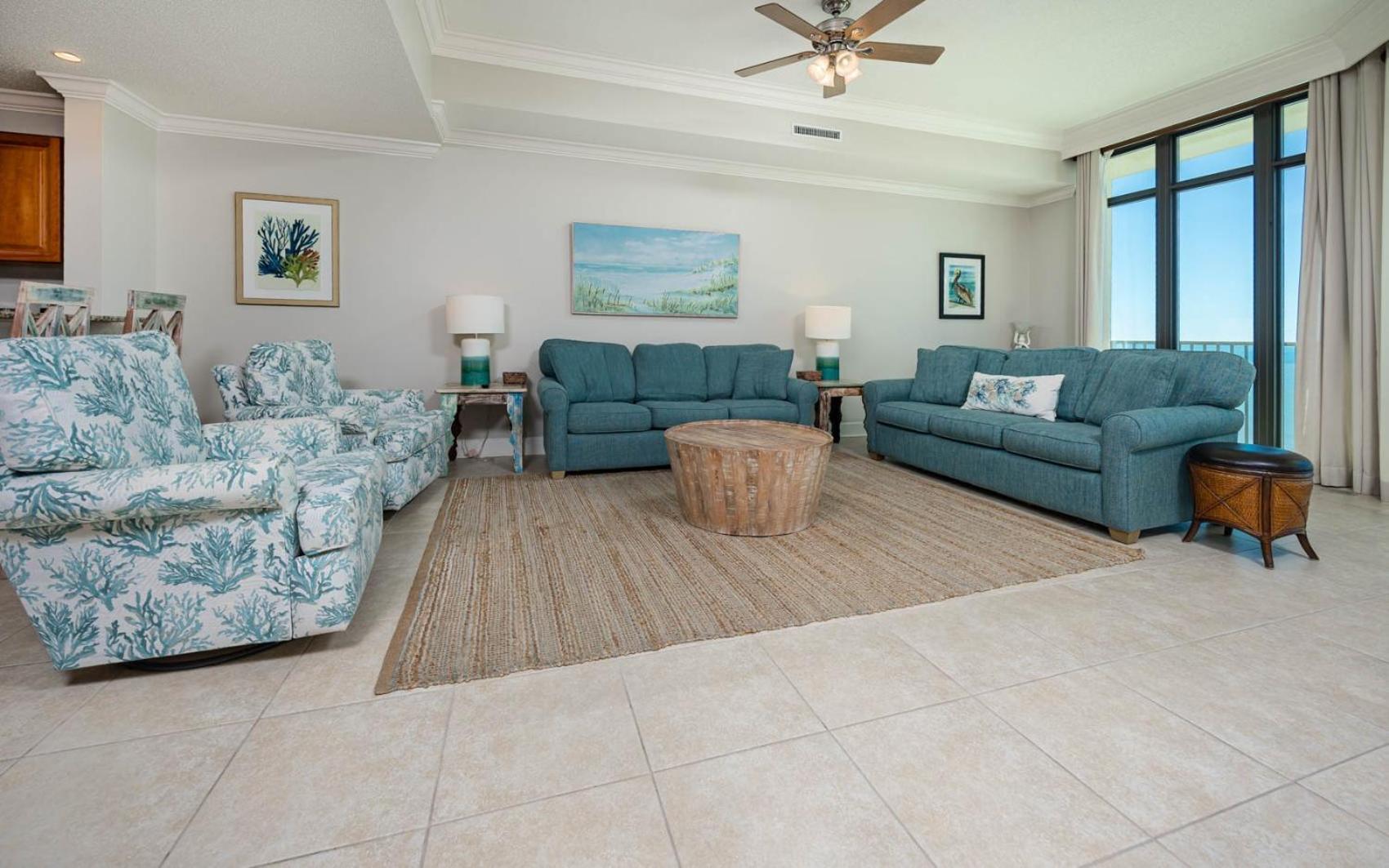 Phoenix West 1002 Apartment *