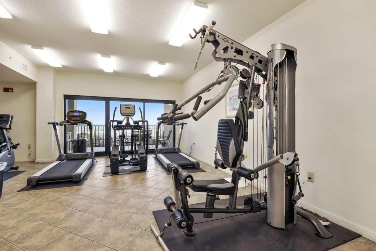 Palms 304 3rd Floor 3 Bedrooms 3 Baths Corner Unit Front Holiday home
