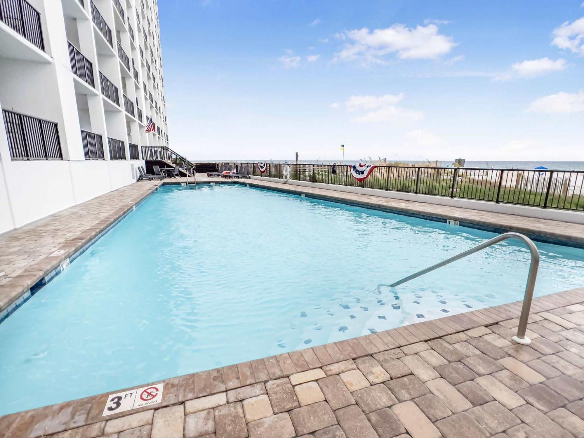 Palms 304 3rd Floor 3 Bedrooms 3 Baths Corner Unit Front * Orange Beach