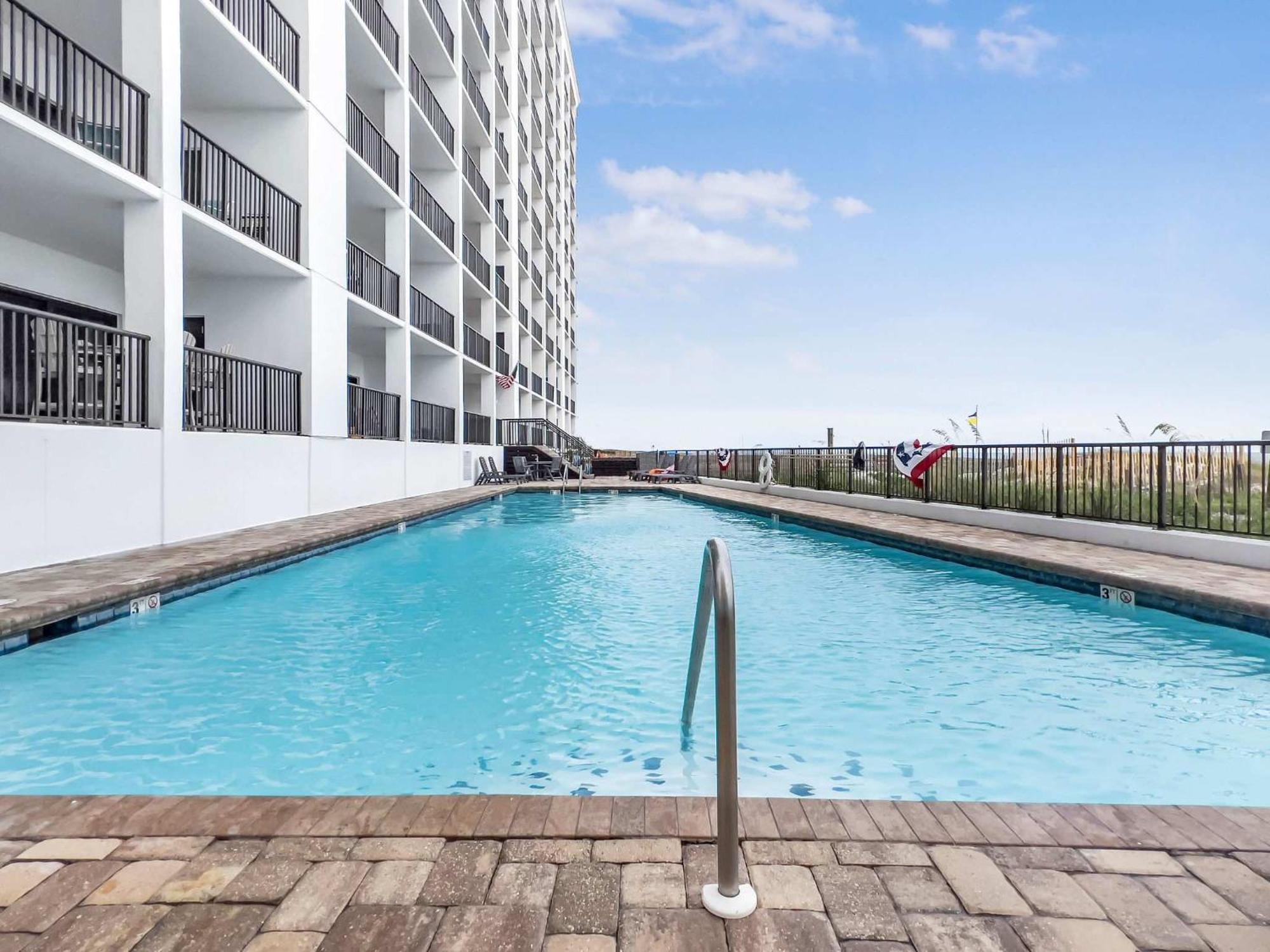 Palms 304 3rd Floor 3 Bedrooms 3 Baths Corner Unit Front Holiday home *