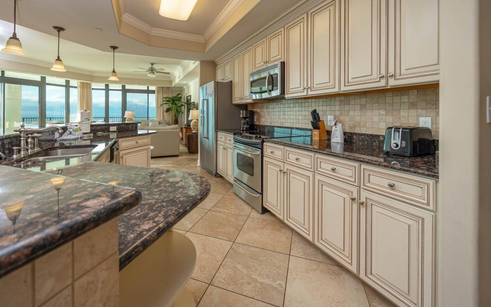 Phoenix West 2209 Apartment