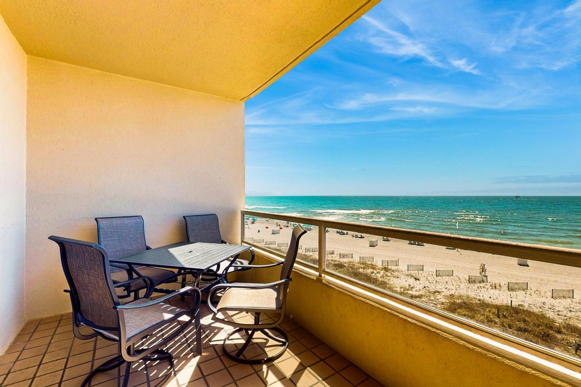 The Enclave 403 Apartment