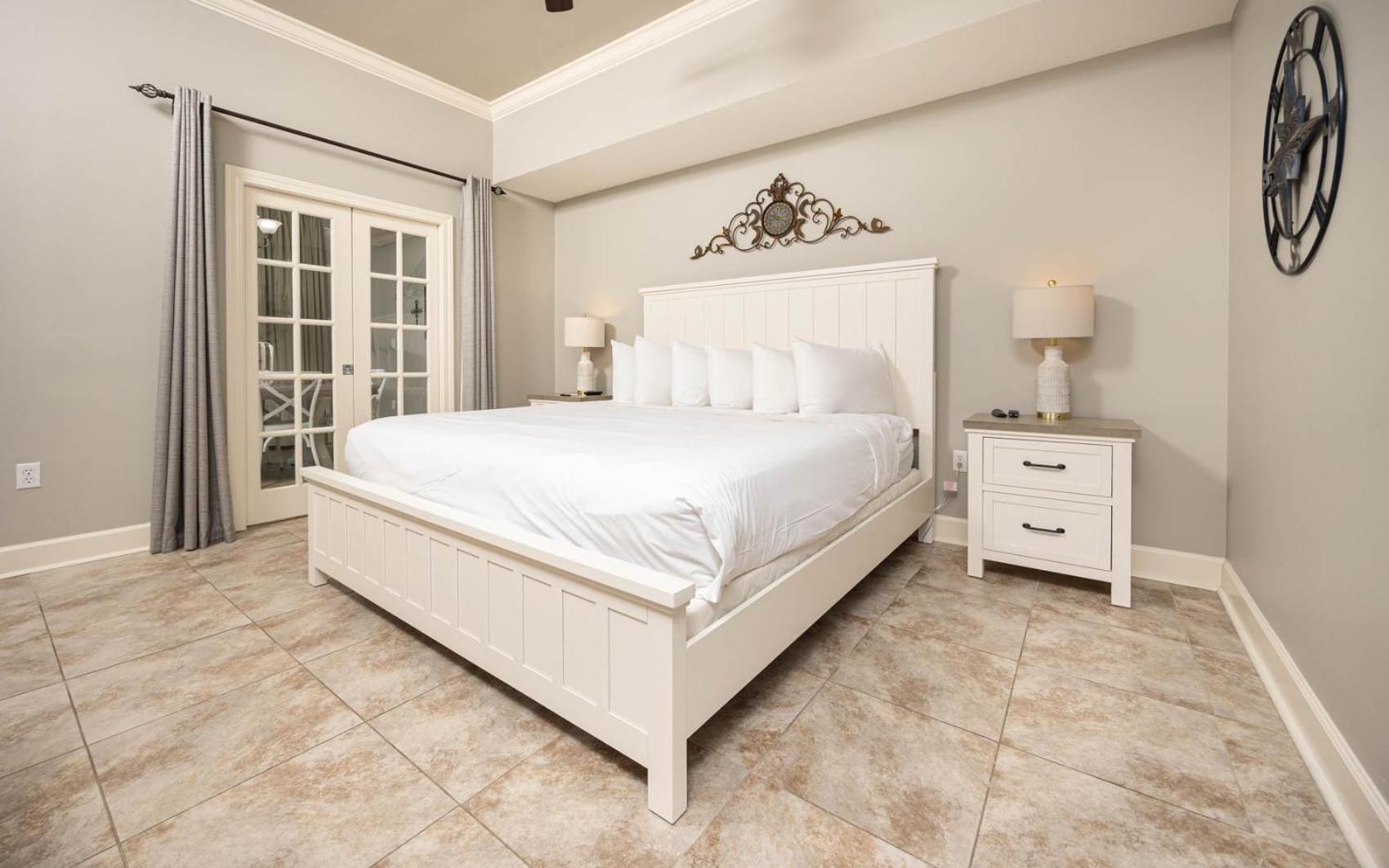 Phoenix West 1802 Orange Beach